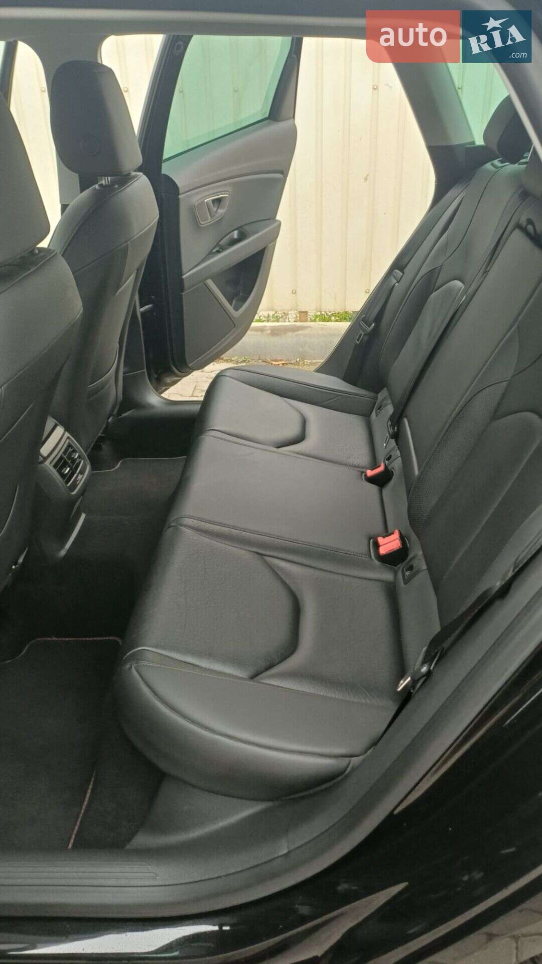 SEAT Leon 2019 VIN VSSZZZ5FZKR115141 фото оголошення 15 з 34