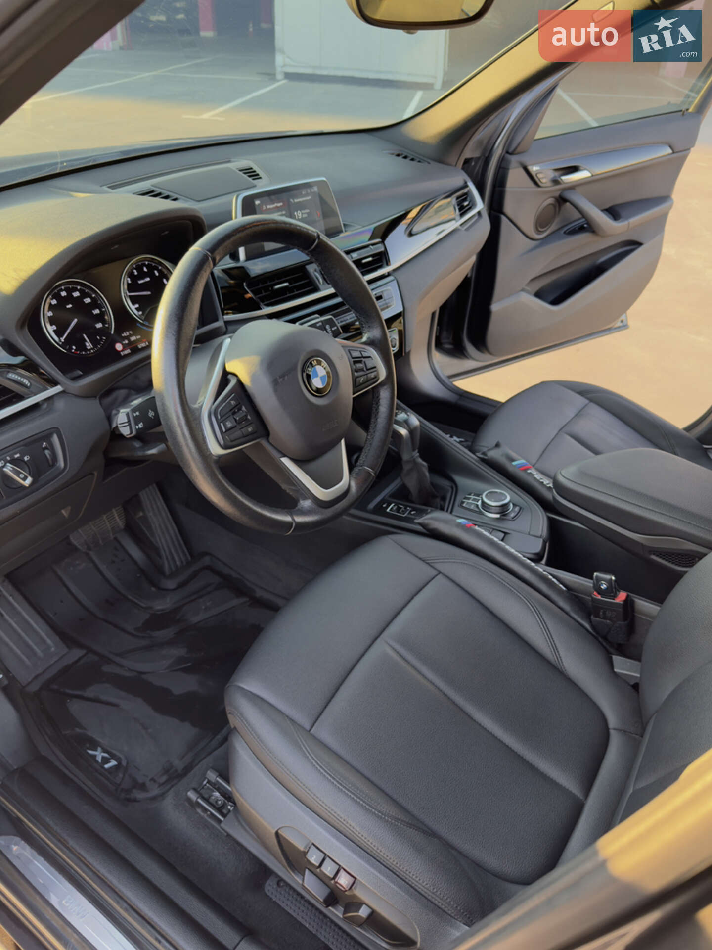 BMW X1 2019 VIN WBXHT3C56K3H35866 фото оголошення 10 з 11