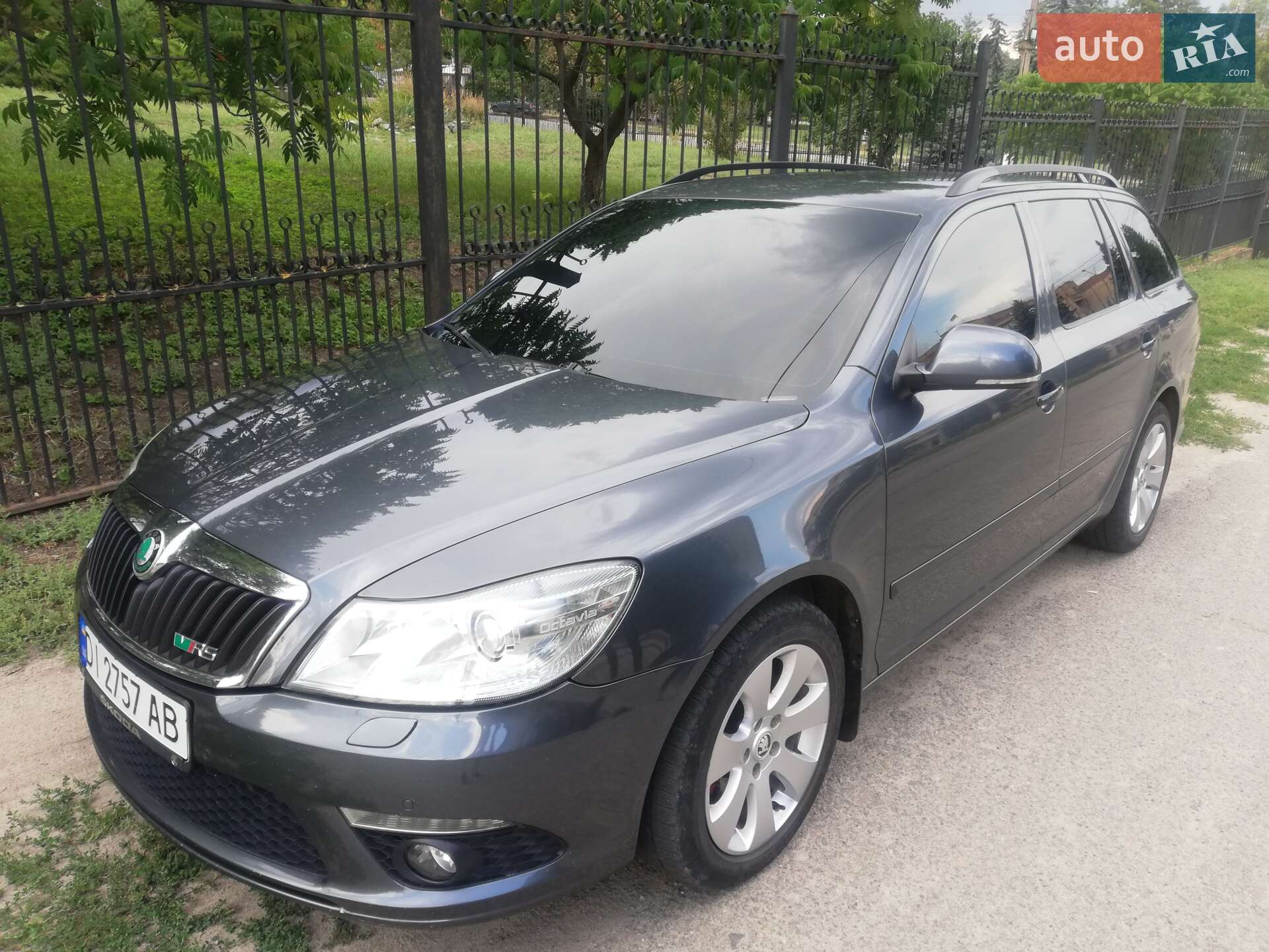 Skoda Octavia 2010 VIN TMBUH61Z4B2083109 фото оголошення 2 з 22