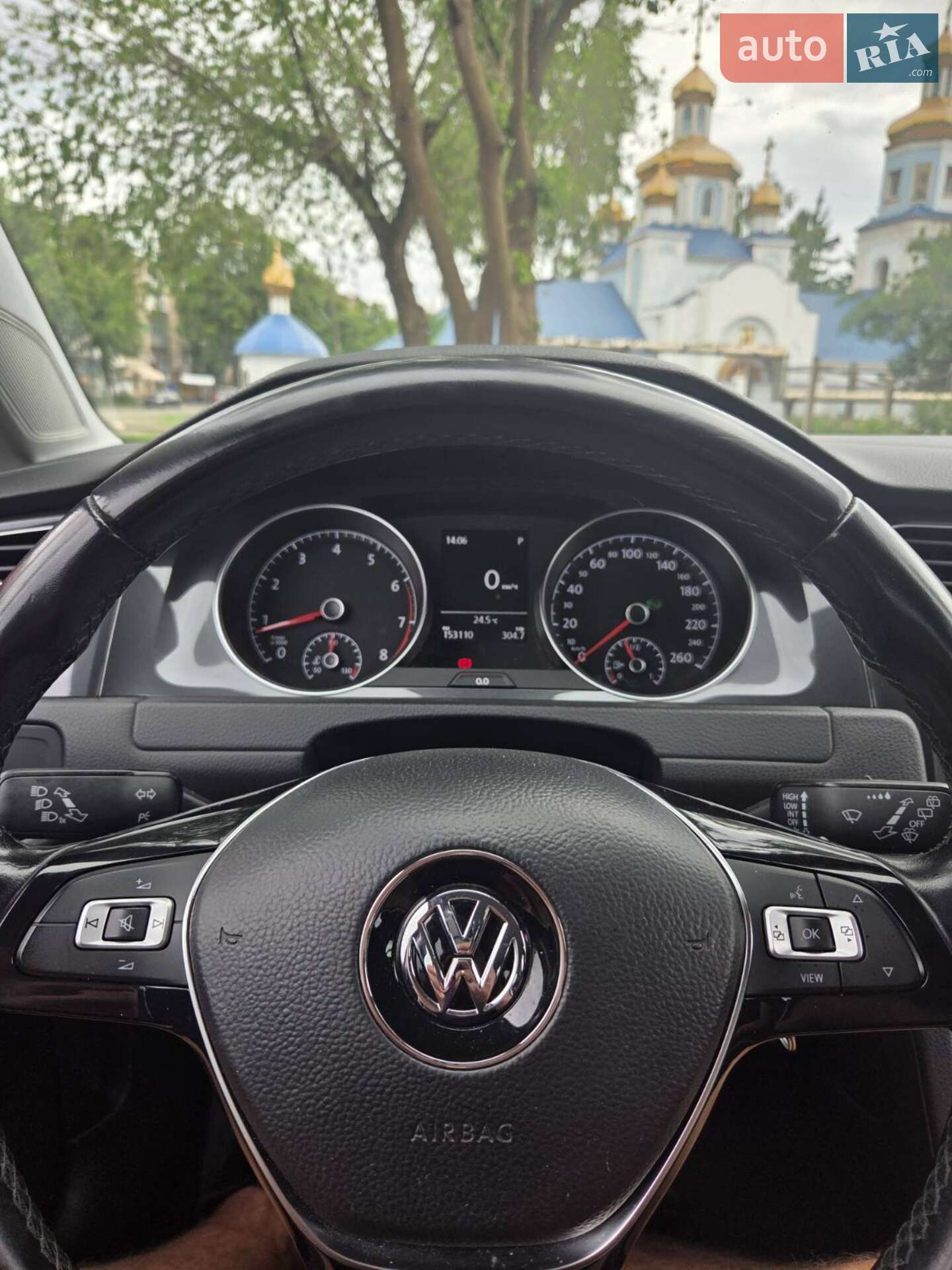 Volkswagen Golf 2018 VIN WVWZZZAUZKP045550 фото оголошення 3 з 14