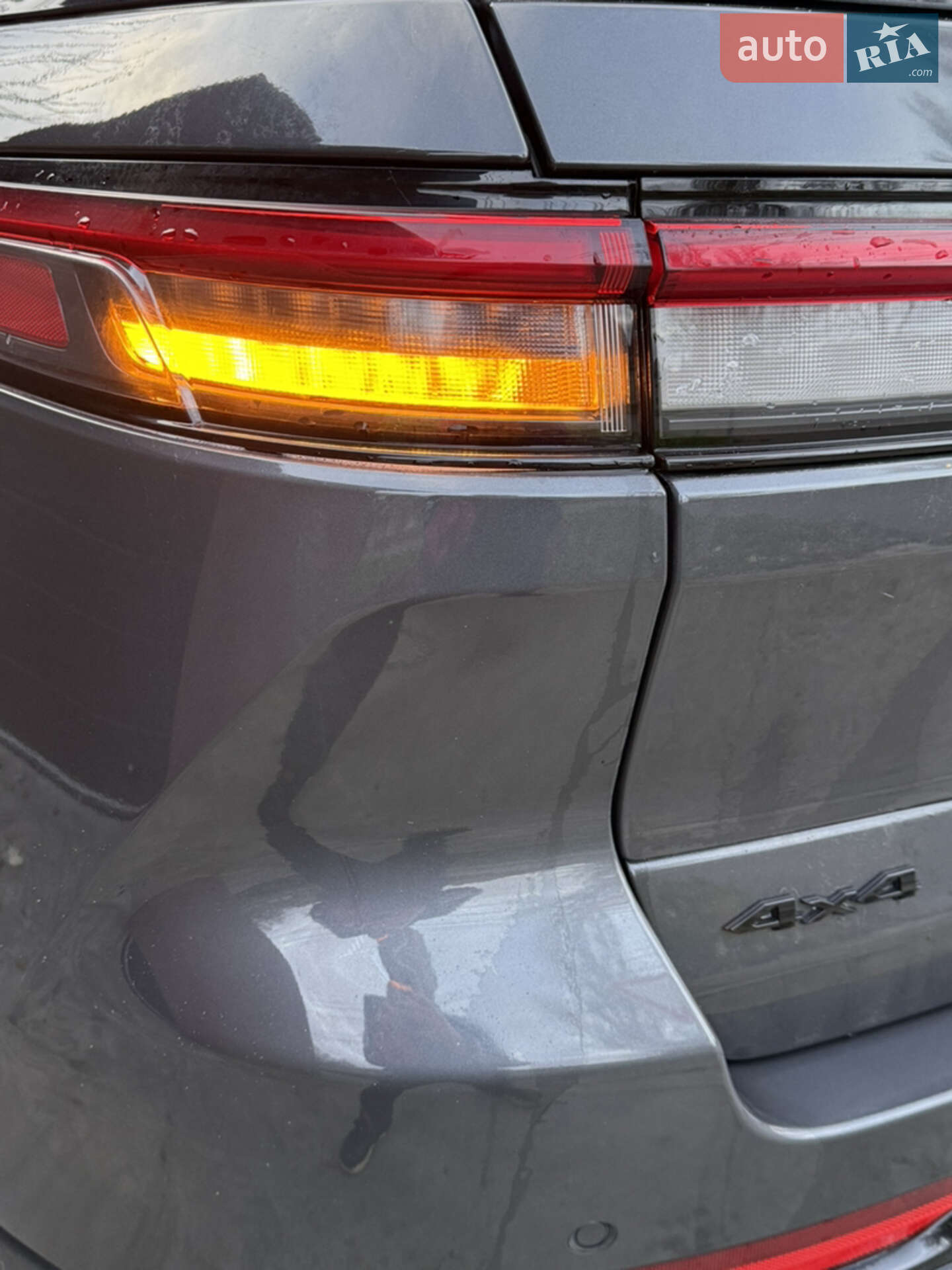 Jeep Grand Cherokee 2023 VIN 1C4RJHBG2RC103641 фото оголошення 10 з 35