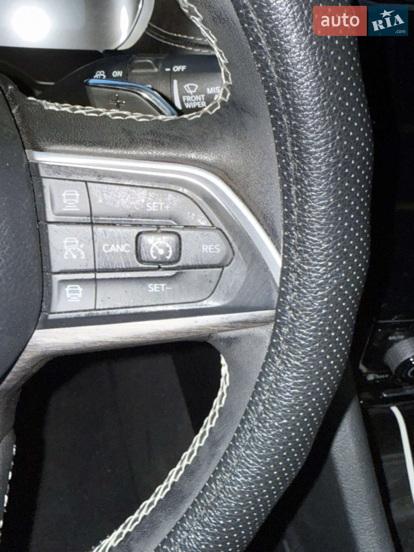 Jeep Grand Cherokee 2023 VIN 1C4RJHBG2RC103641 фото оголошення 21 з 35
