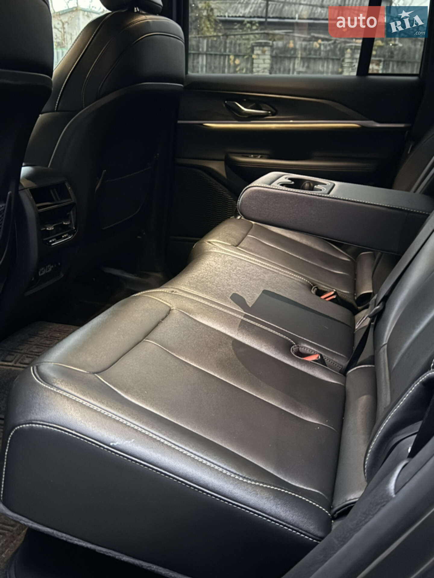 Jeep Grand Cherokee 2023 VIN 1C4RJHBG2RC103641 фото оголошення 23 з 35