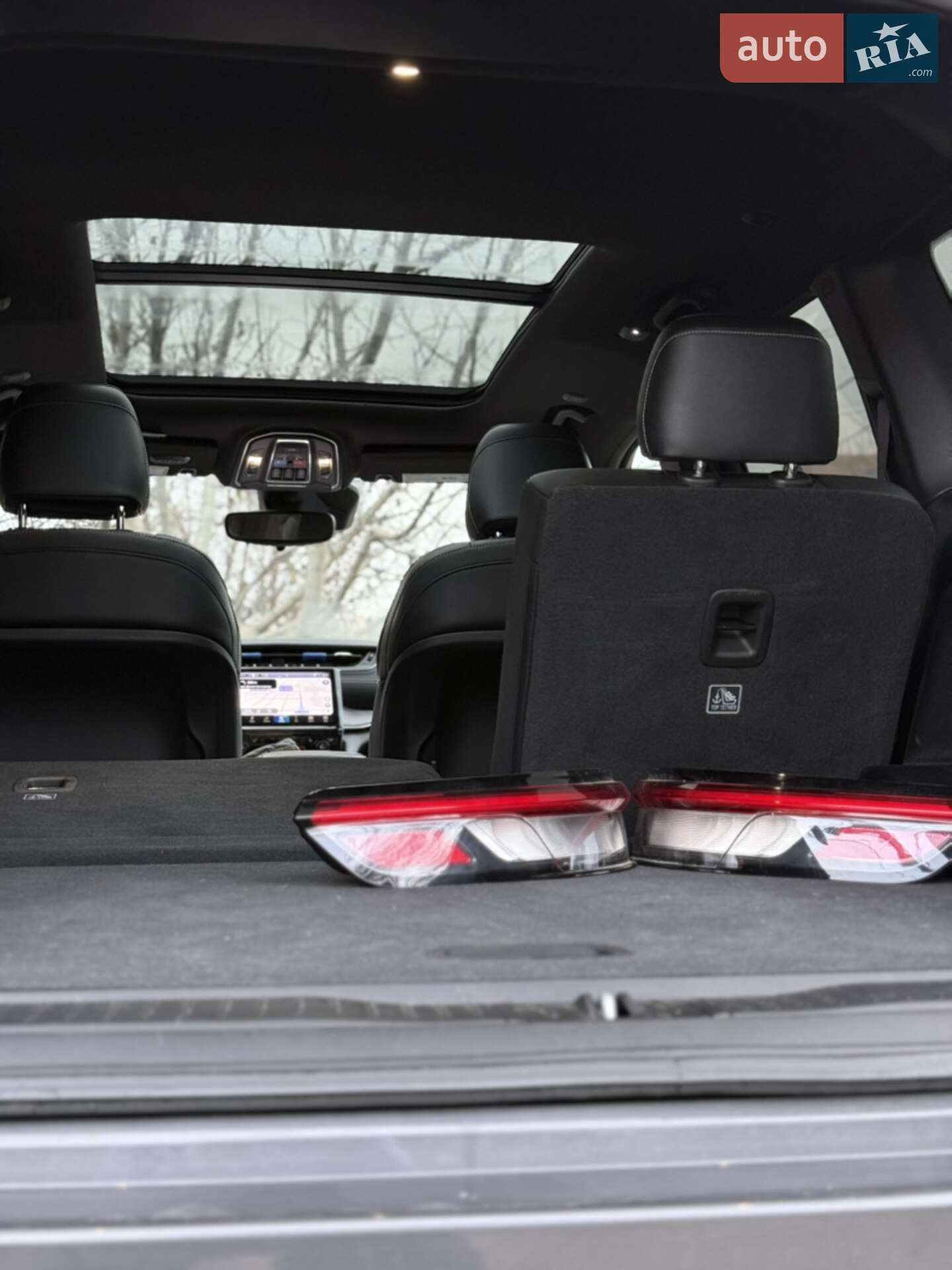 Jeep Grand Cherokee 2023 VIN 1C4RJHBG2RC103641 фото оголошення 31 з 35