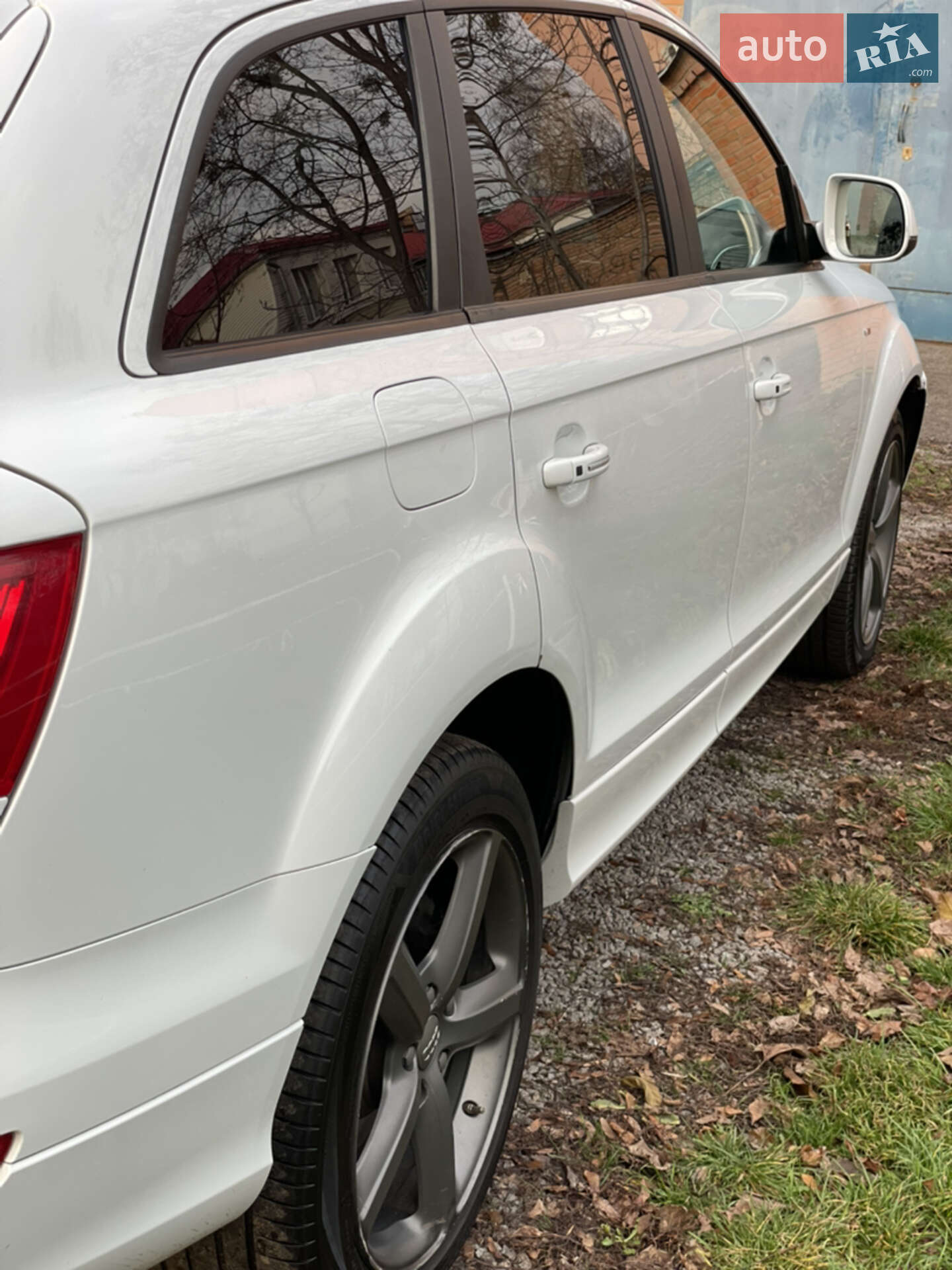 Audi Q7 2013 VIN WAUZZZ4L1ED000737 фото оголошення 17 з 45