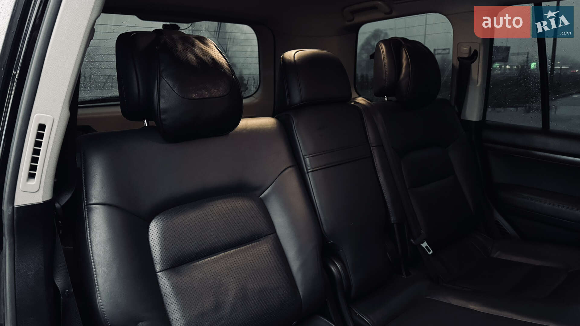 Toyota Land Cruiser 2018 VIN JTMCV02J204245900 фото оголошення 27 з 27