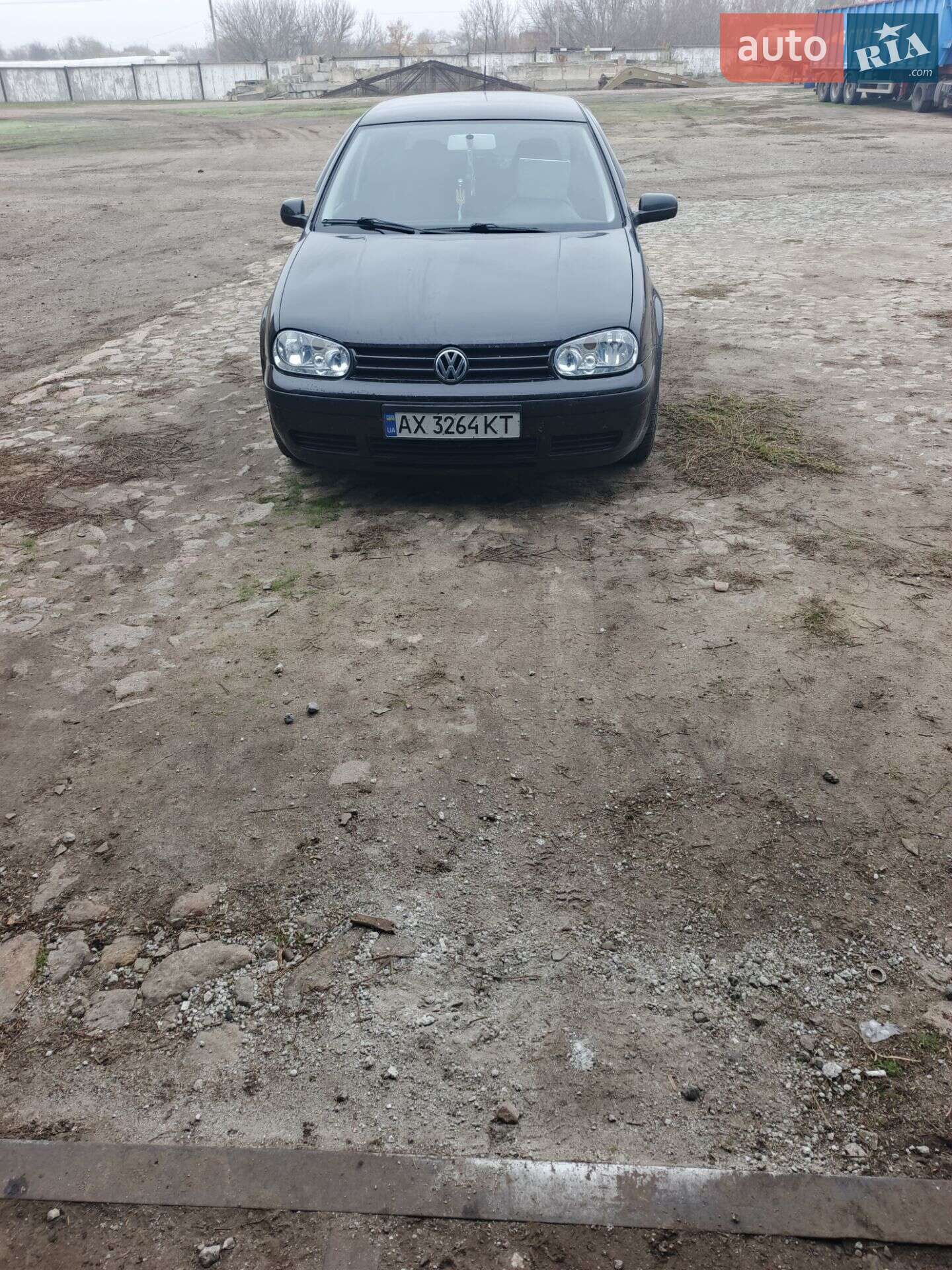 Volkswagen Golf 2000 VIN WVWZZZ1JZYU563075 фото оголошення 10 з 12