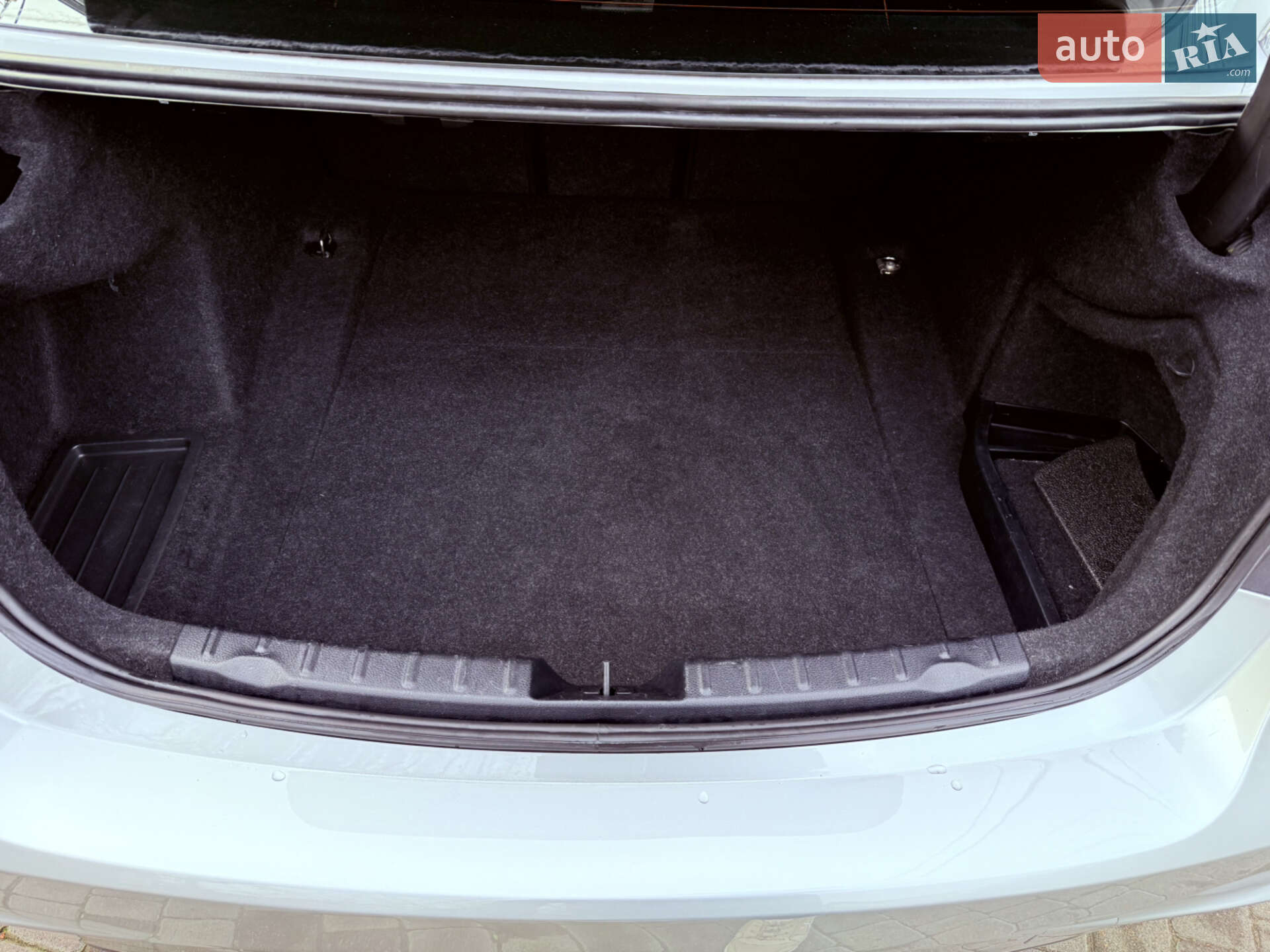 BMW 3 Series 2015 VIN WBA3B3G50FNT18297 фото оголошення 10 з 12