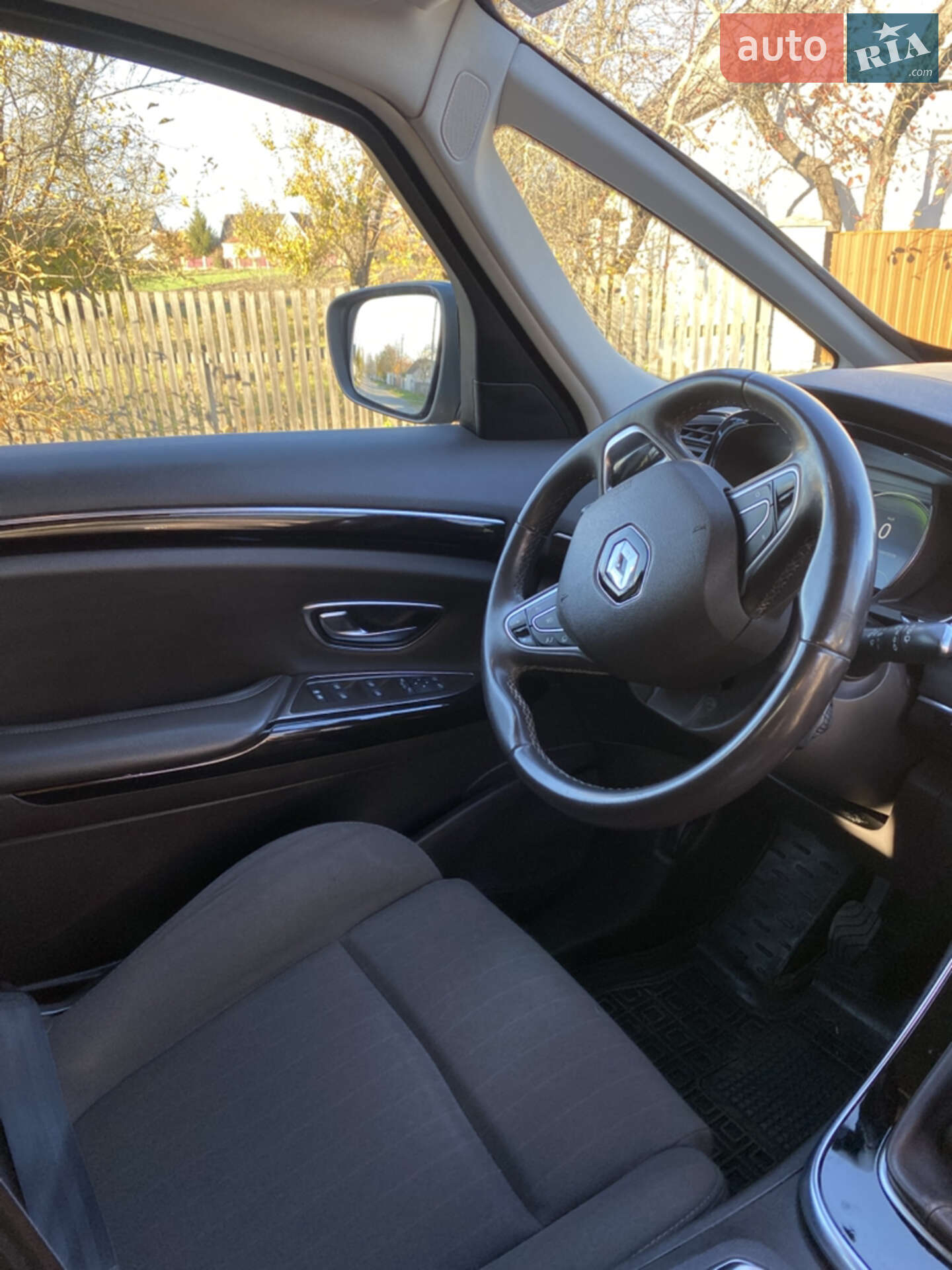 Renault Espace 2015 VIN VF1RFC00054652719 фото оголошення 11 з 24