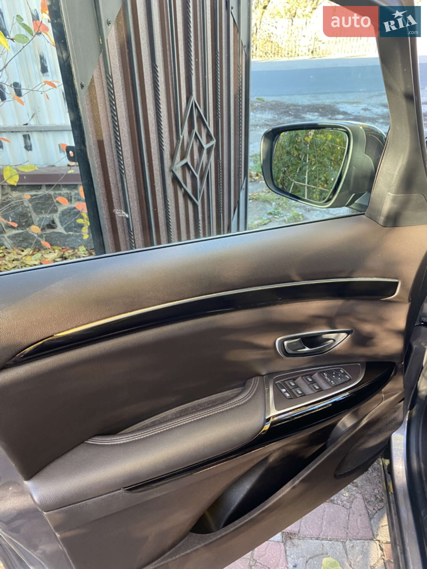 Renault Espace 2015 VIN VF1RFC00054652719 фото оголошення 18 з 24