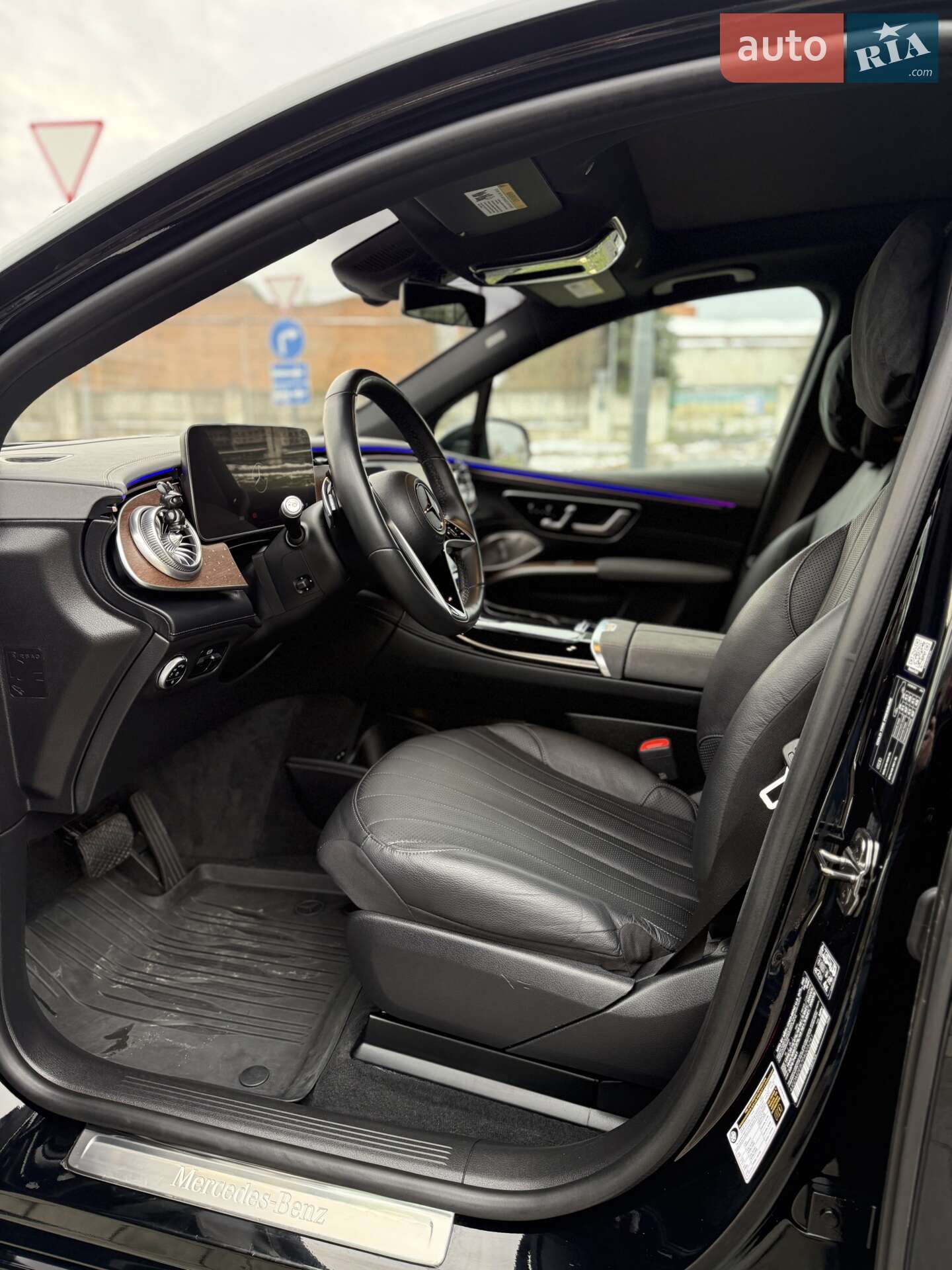 Mercedes-Benz EQS SUV 2022 VIN 4JGDM2EB7PA005241 фото оголошення 11 з 35