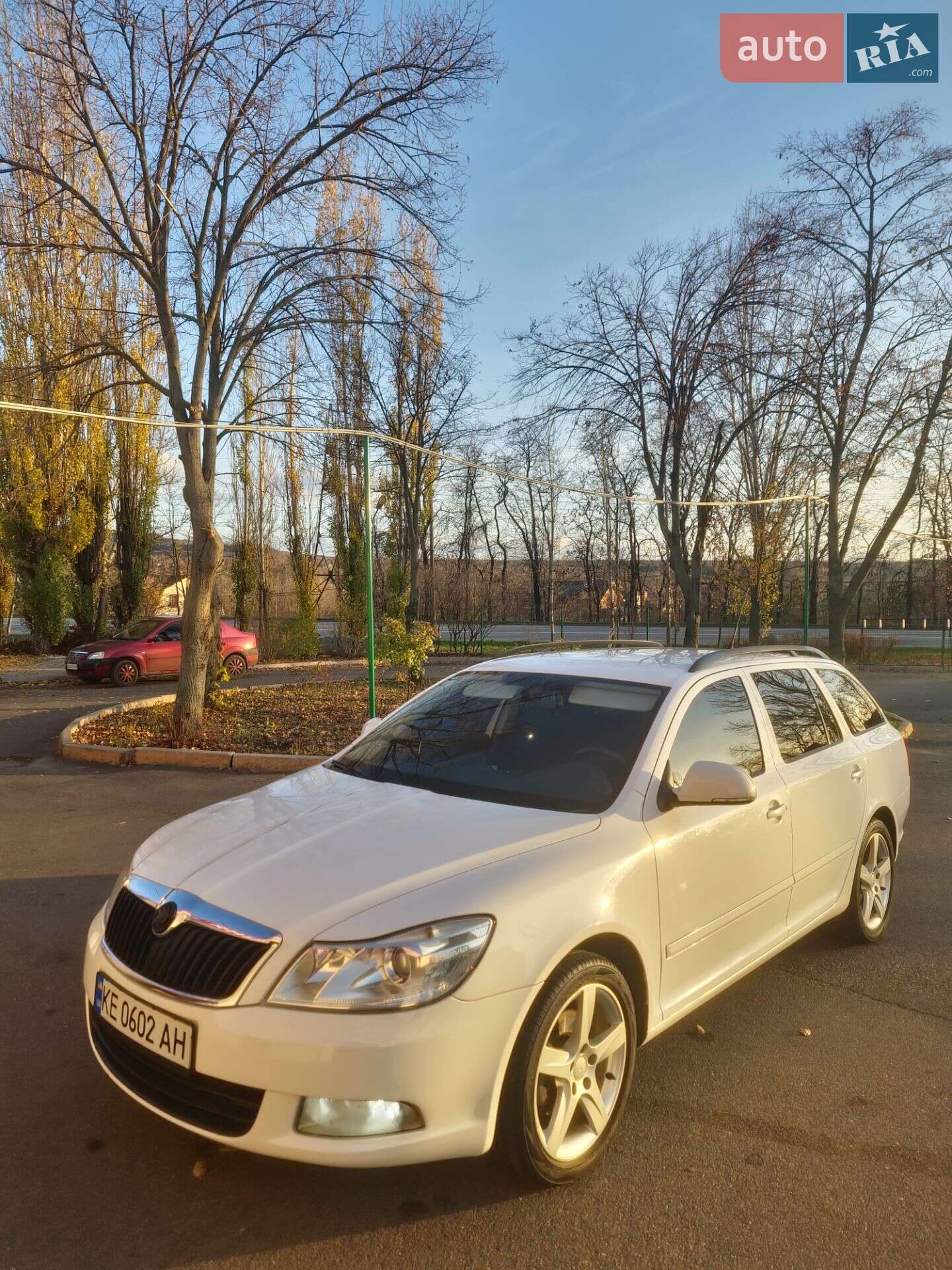 Skoda Octavia 2010 VIN TMBHK61Z5A2078969 фото оголошення 3 з 36