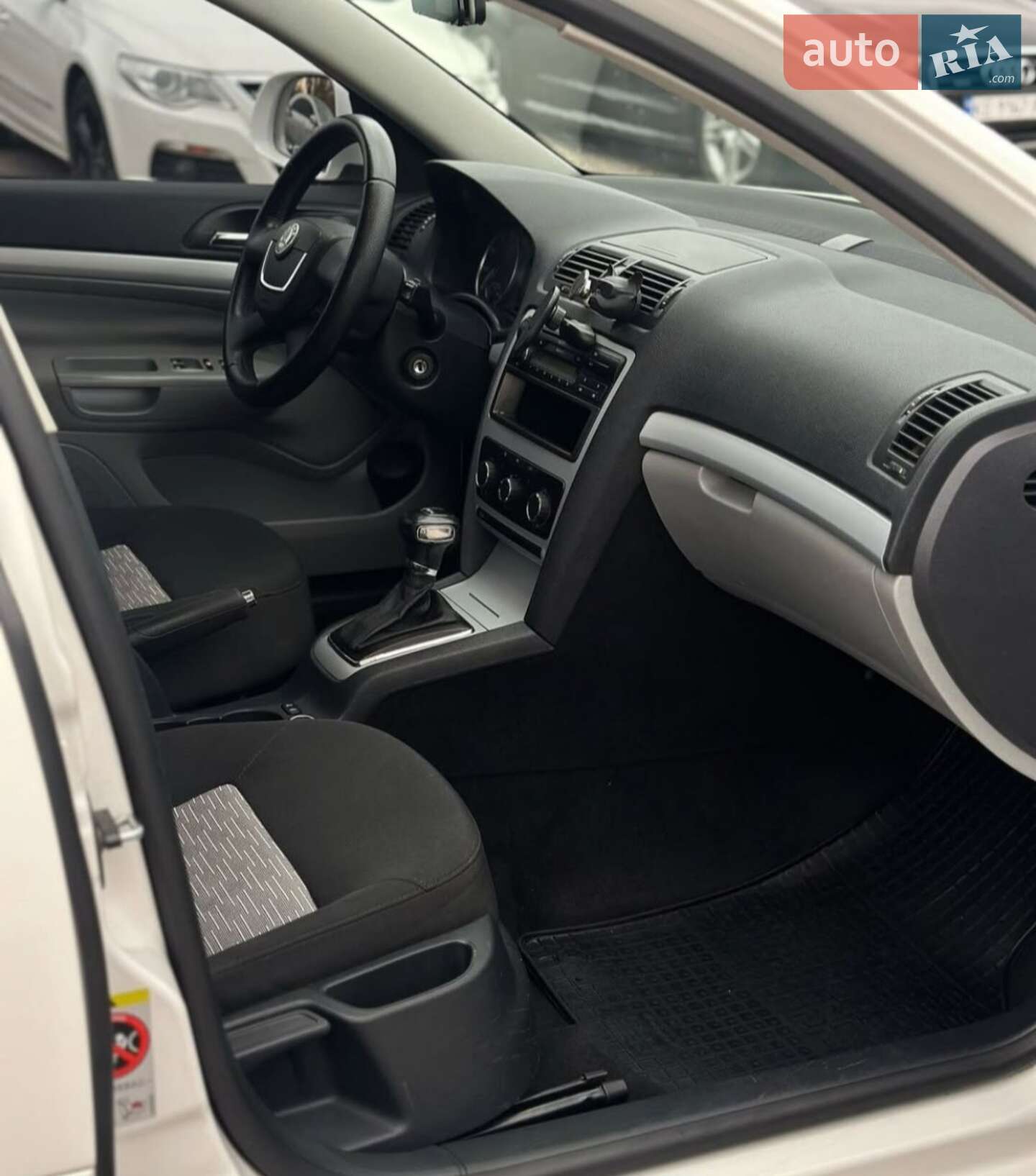 Skoda Octavia 2010 VIN TMBHK61Z5A2078969 фото оголошення 15 з 31
