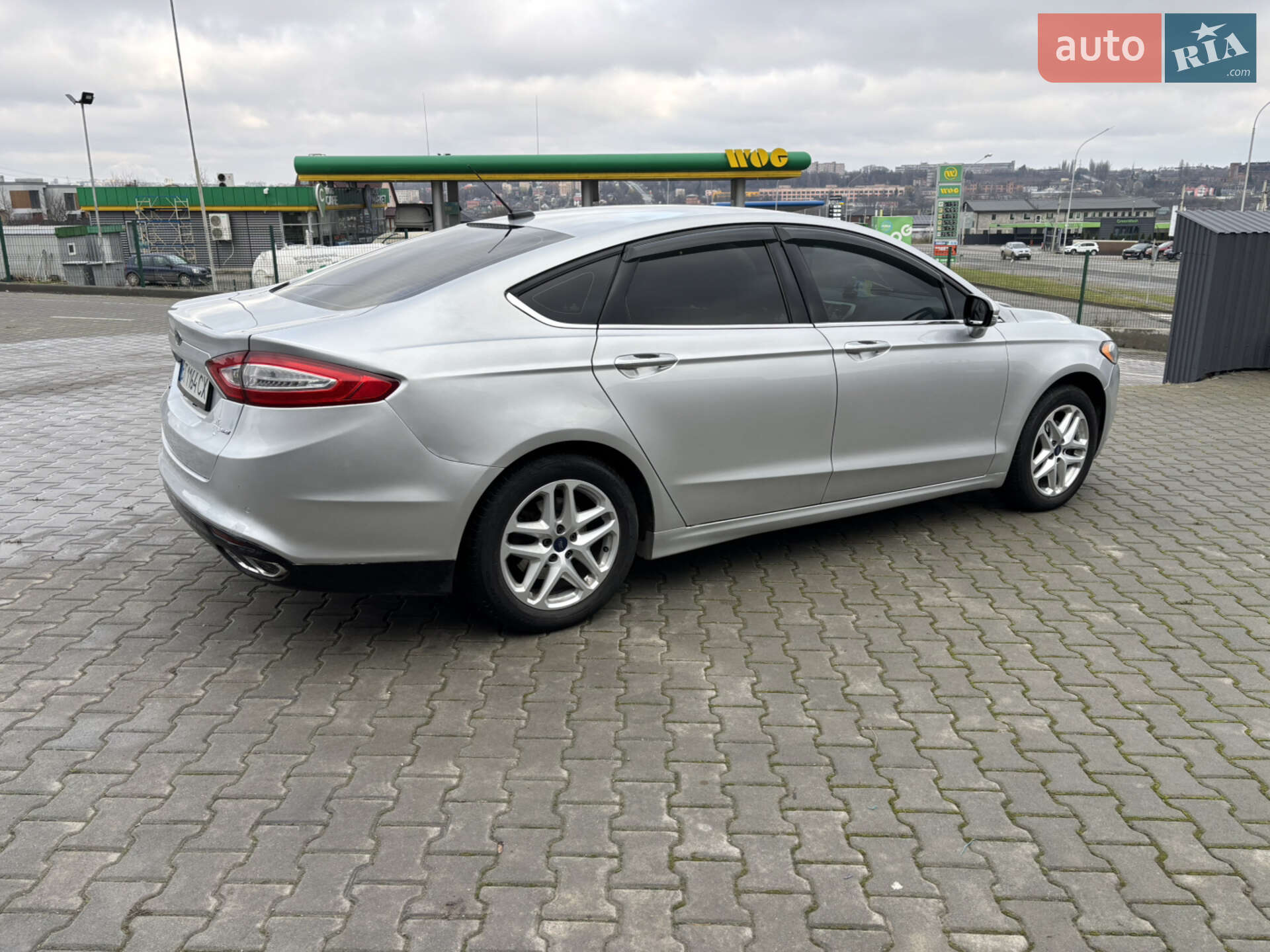 Ford Fusion 2016 VIN 3FA6P0H72GR364248 фото оголошення 3 з 17