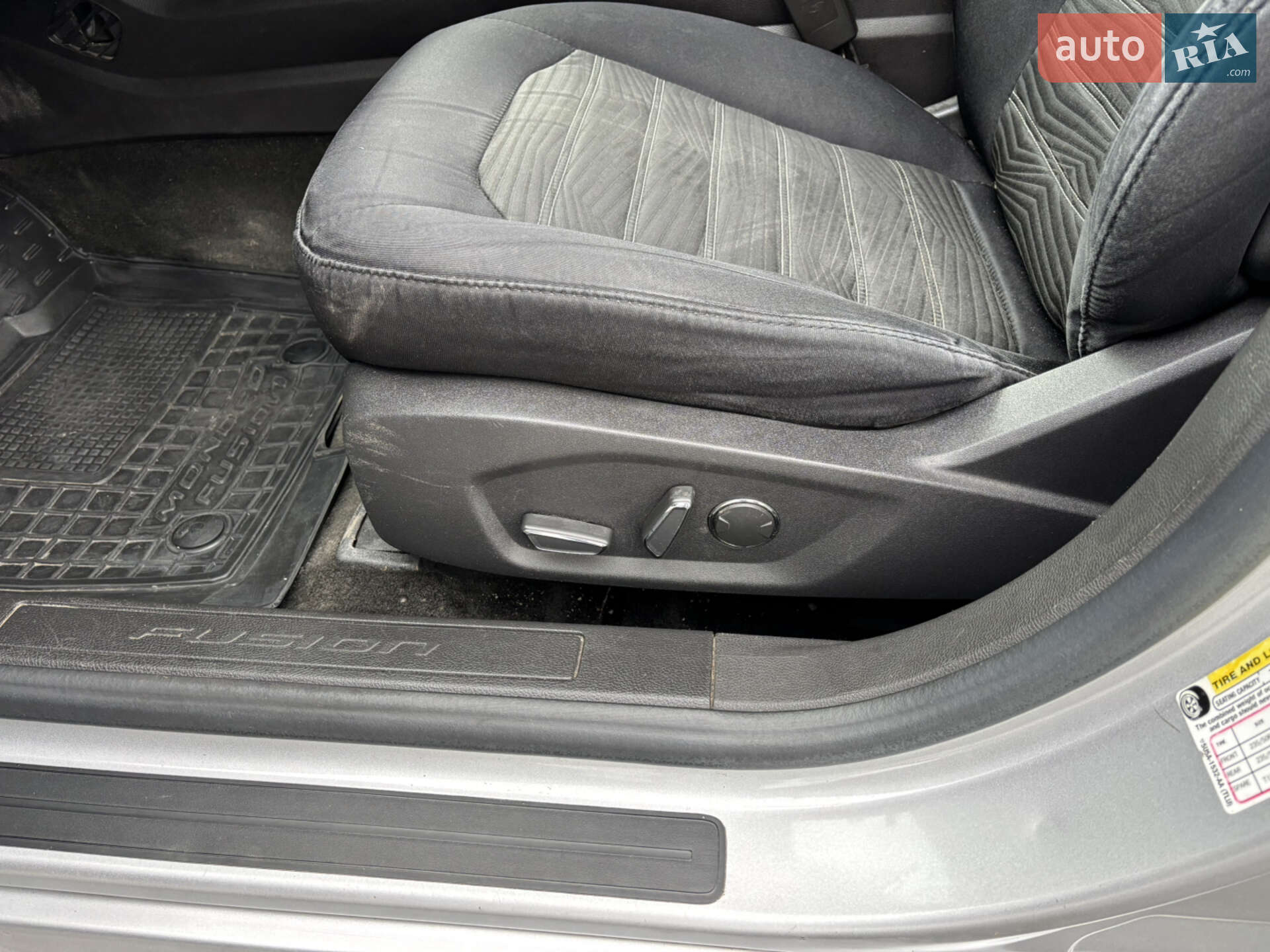 Ford Fusion 2016 VIN 3FA6P0H72GR364248 фото оголошення 10 з 17