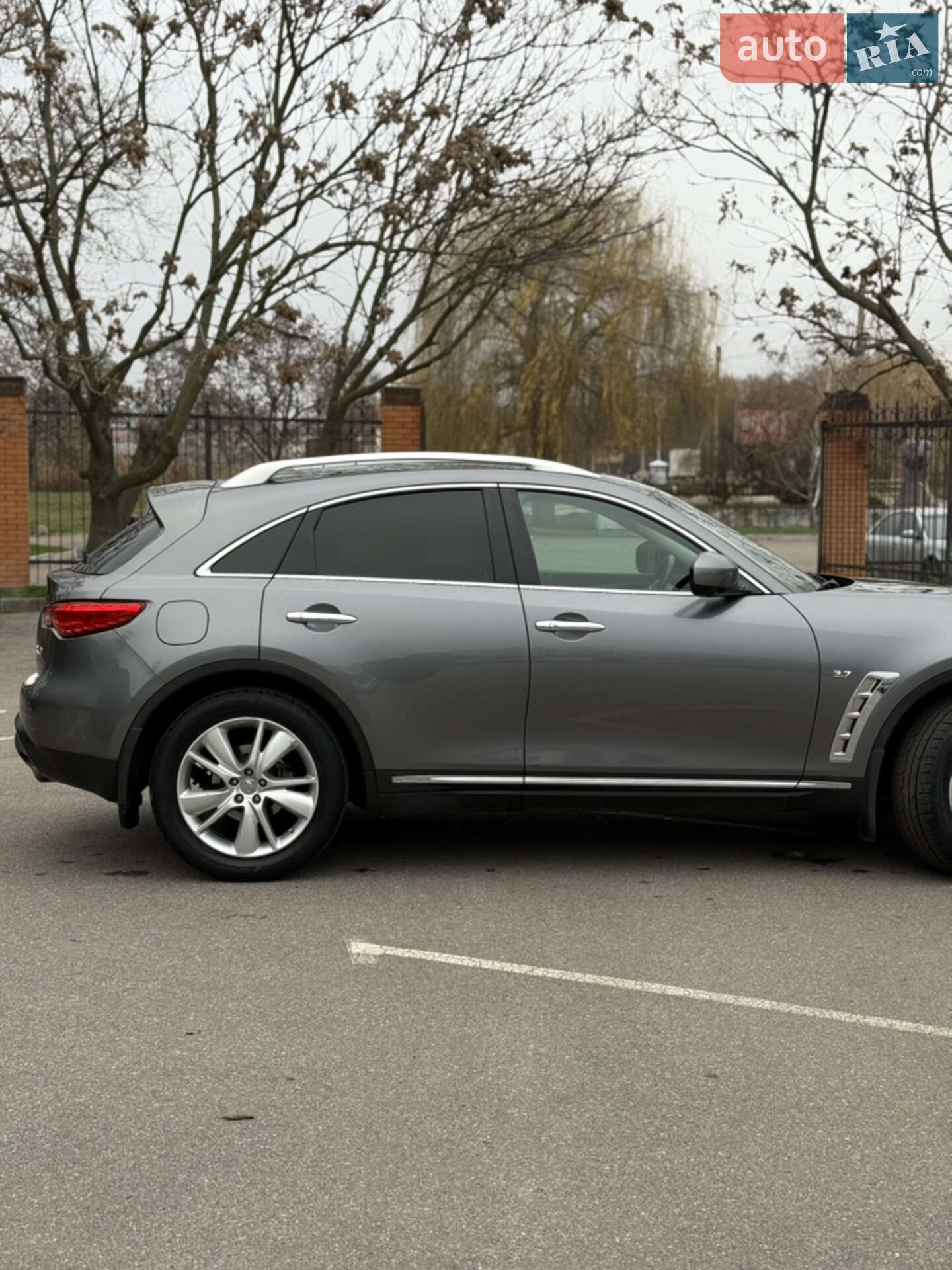 Infiniti QX70 2015 VIN JN8CS1MW9GM751231 фото оголошення 12 з 39