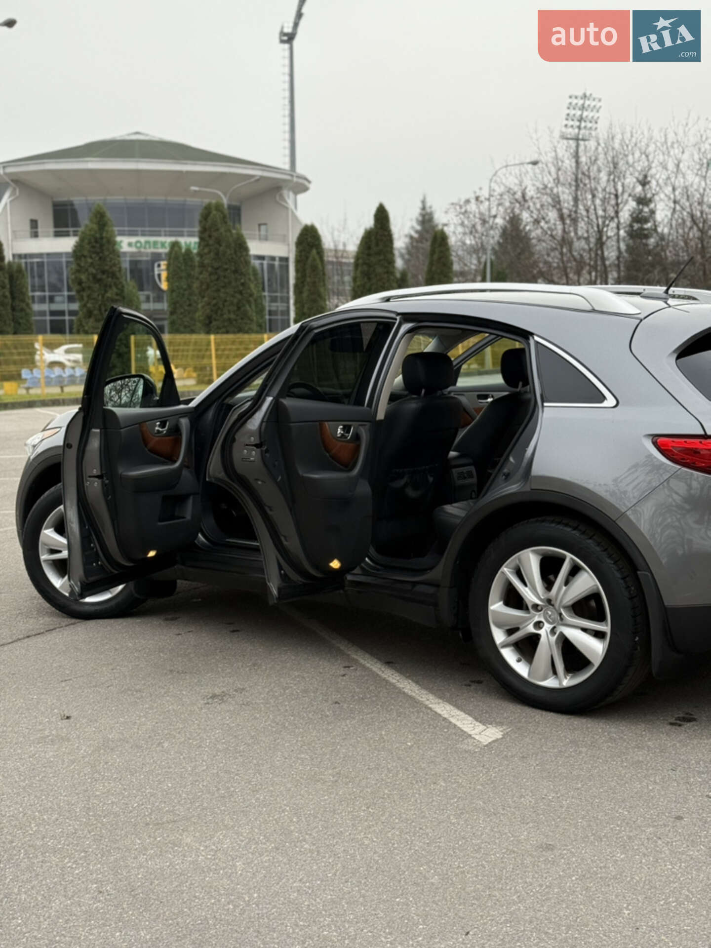 Infiniti QX70 2015 VIN JN8CS1MW9GM751231 фото оголошення 16 з 39