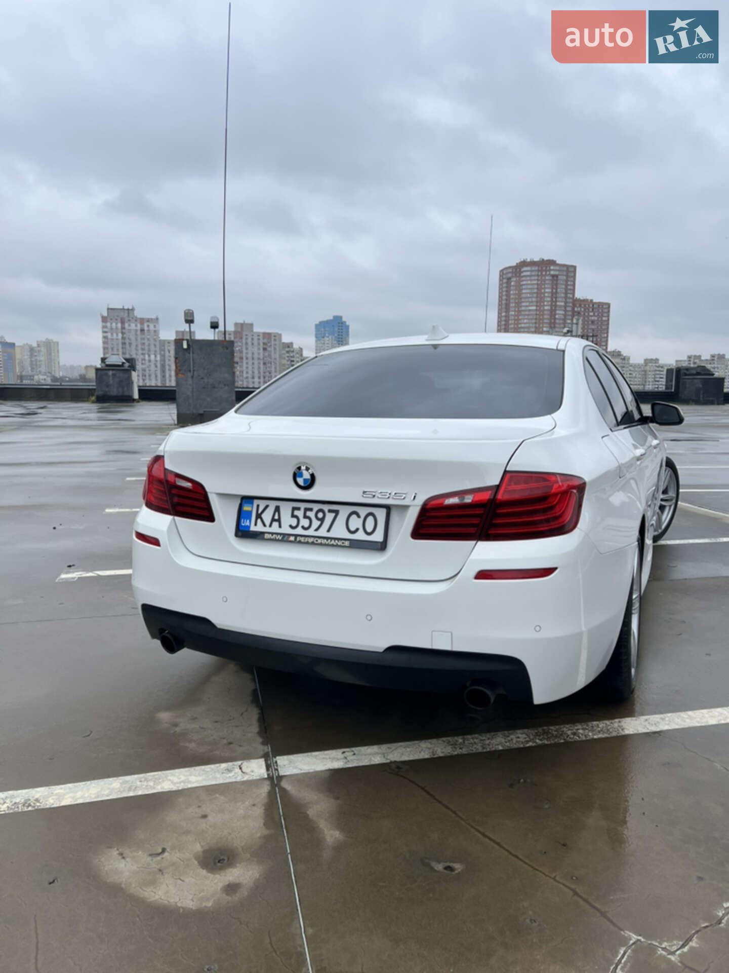 BMW 5 Series 2013 VIN WBA5B1C55ED476741 фото оголошення 9 з 30