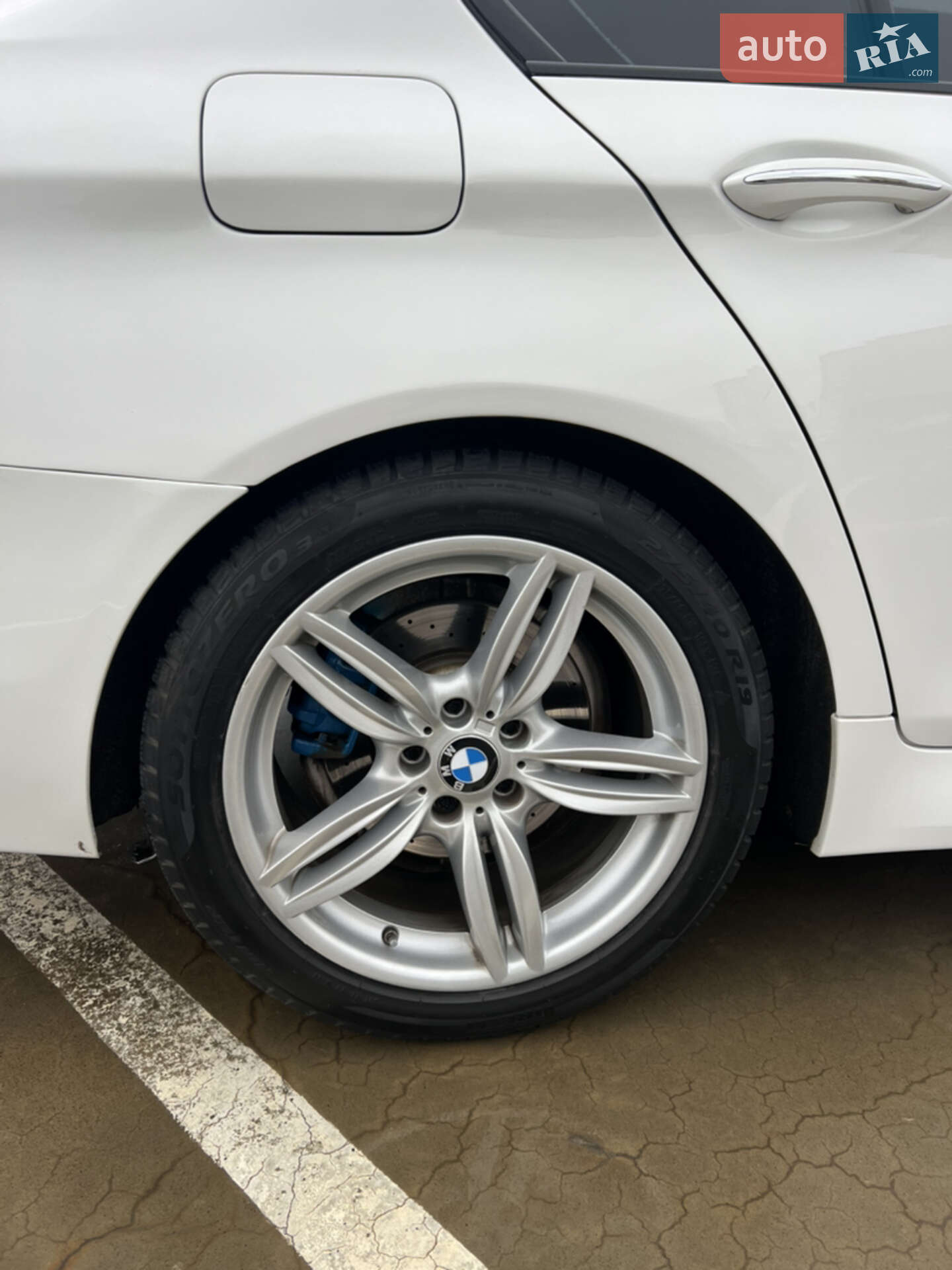 BMW 5 Series 2013 VIN WBA5B1C55ED476741 фото оголошення 11 з 30