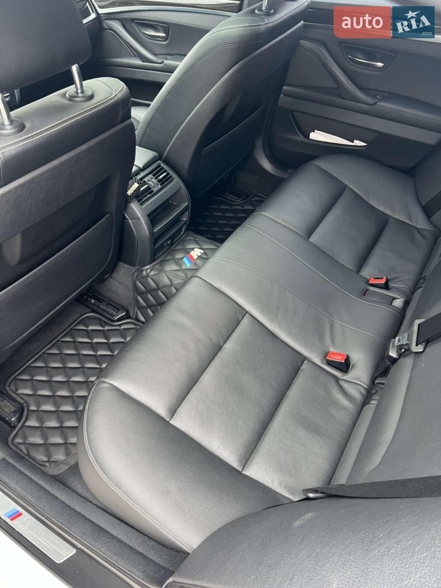 BMW 5 Series 2013 VIN WBA5B1C55ED476741 фото оголошення 19 з 30