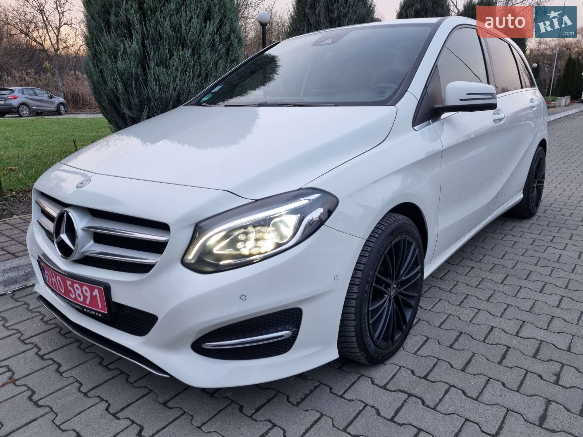 Mercedes-Benz B-Class 2016 VIN WDD2462121J432765 фото оголошення 8 з 59