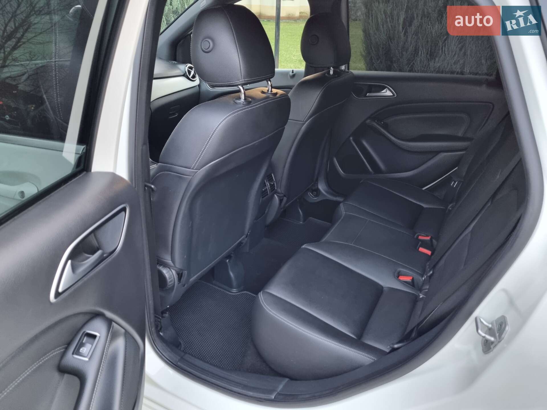 Mercedes-Benz B-Class 2016 VIN WDD2462121J432765 фото оголошення 23 з 59
