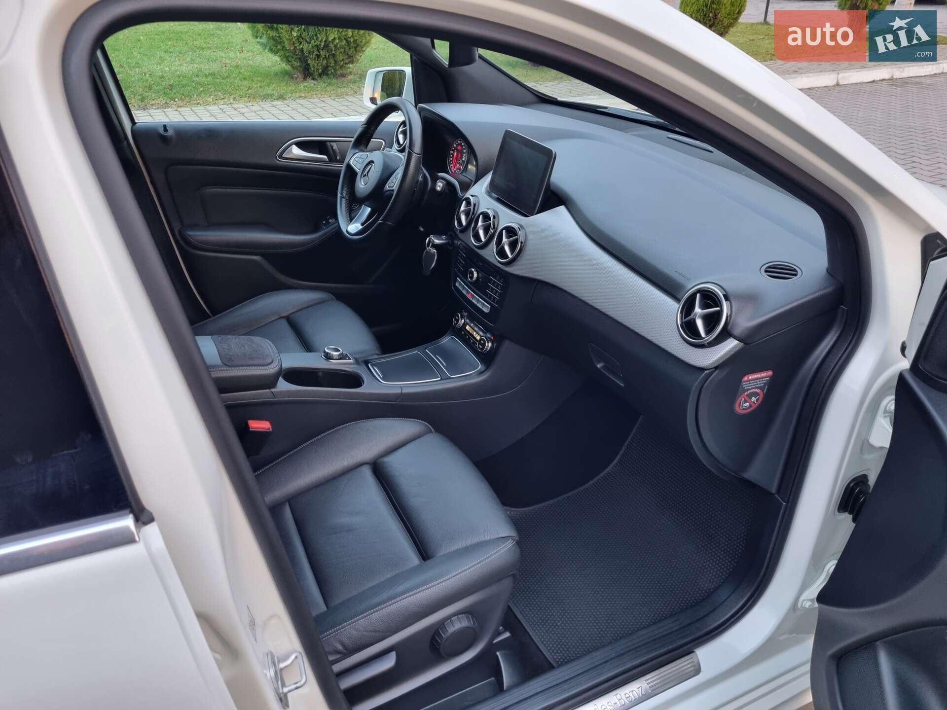 Mercedes-Benz B-Class 2016 VIN WDD2462121J432765 фото оголошення 30 з 59