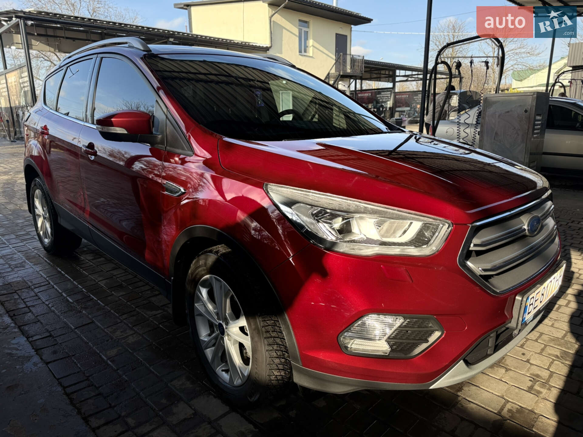Ford Kuga 2019 VIN WF0AXXWPMAKU74534 фото оголошення 3 з 10
