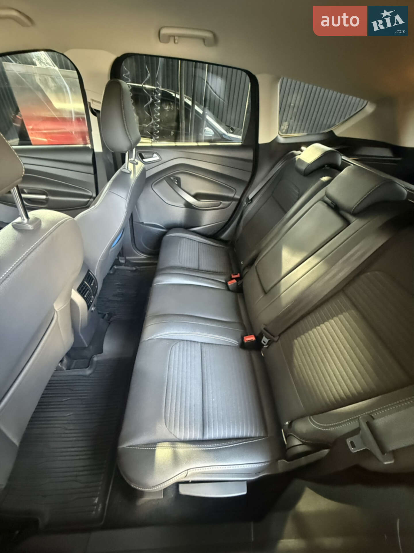 Ford Kuga 2019 VIN WF0AXXWPMAKU74534 фото оголошення 8 з 10