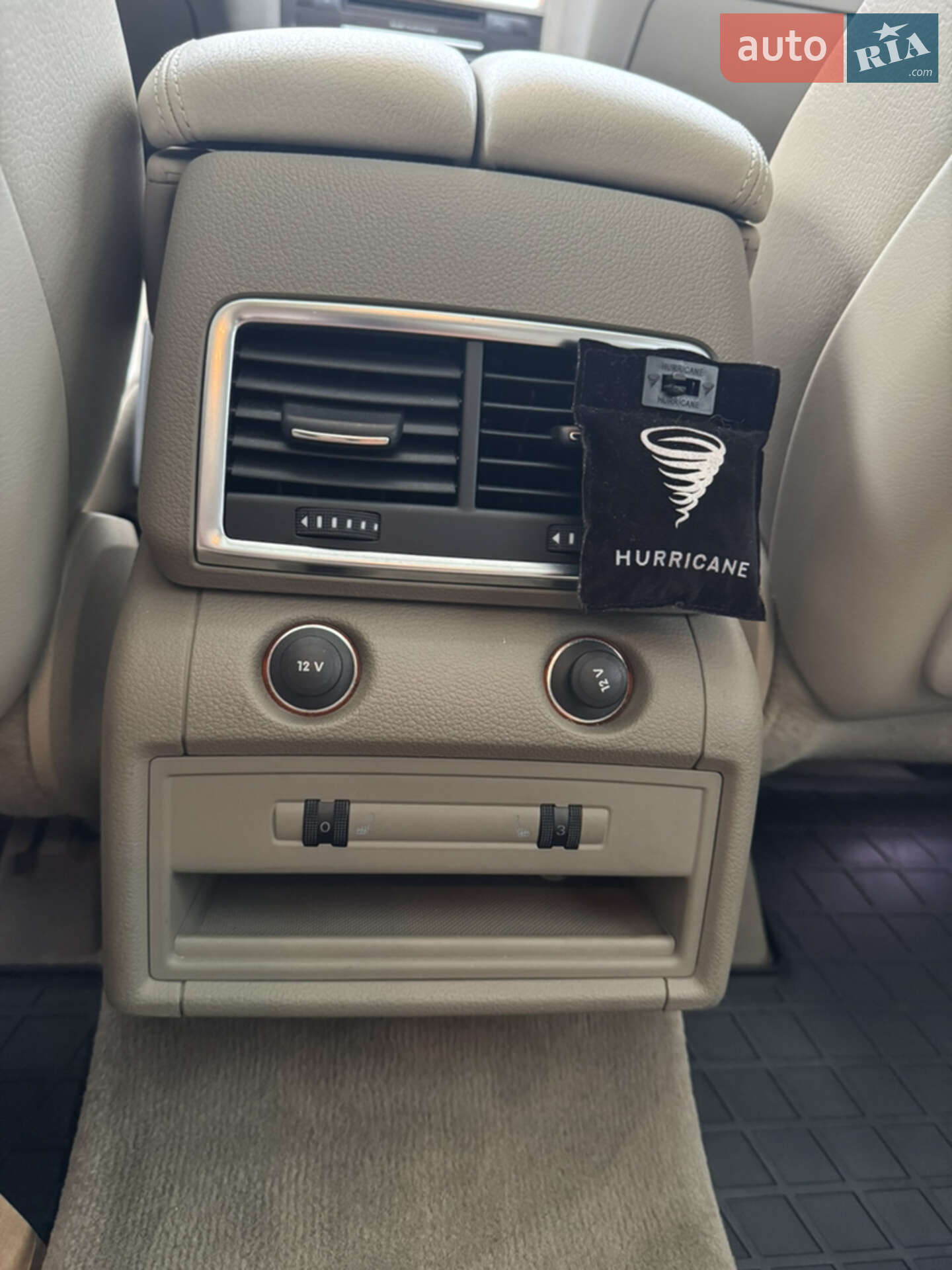 Audi Q7 2013 VIN WA1LMAFE4DD016883 фото оголошення 9 з 25