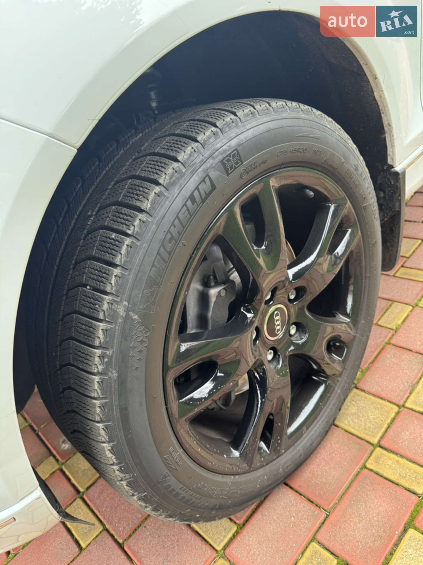 Audi Q7 2013 VIN WA1LMAFE4DD016883 фото оголошення 11 з 25