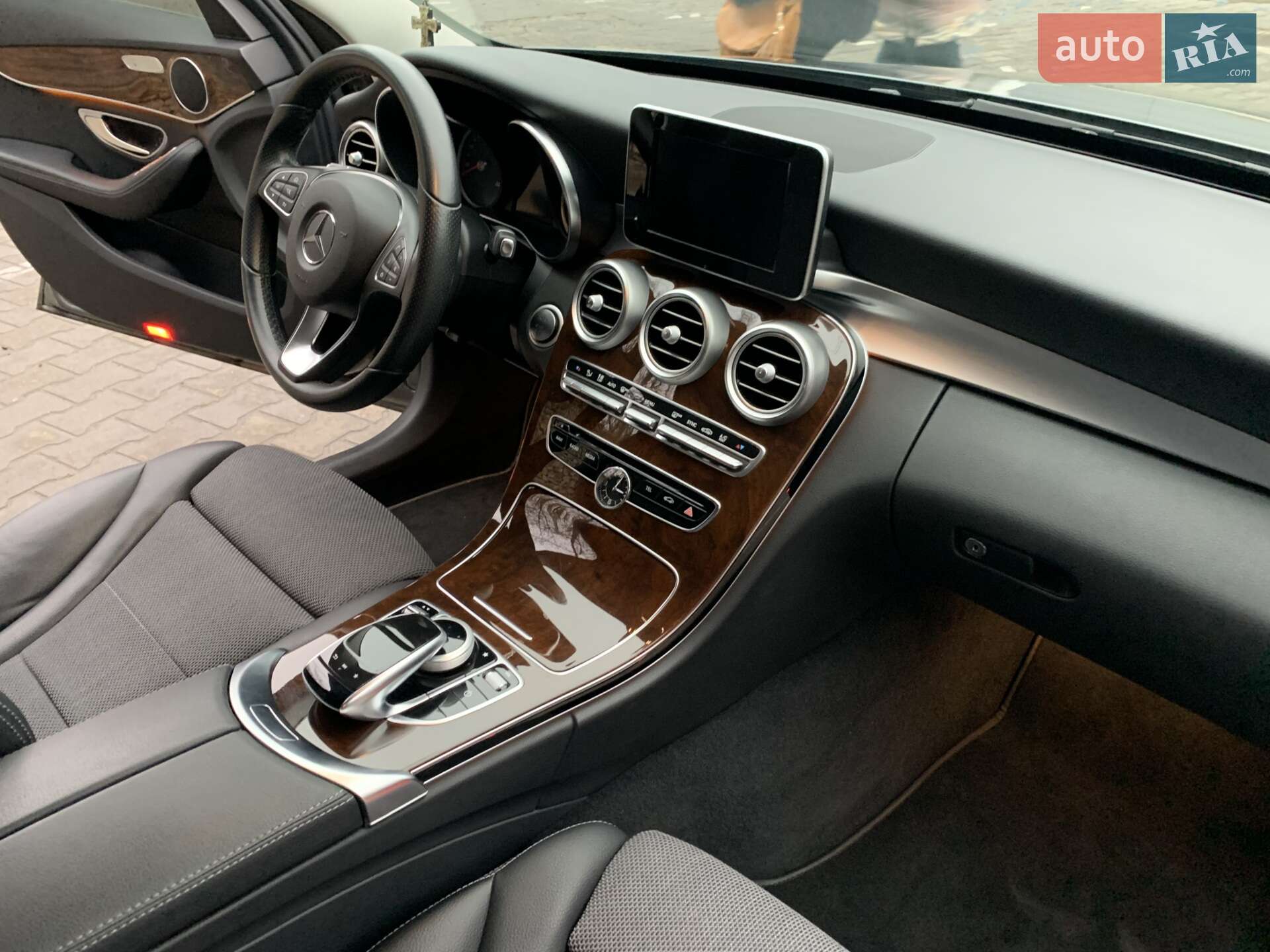 Mercedes-Benz C-Class 2017 VIN WDD2050401R287902 фото оголошення 6 з 10