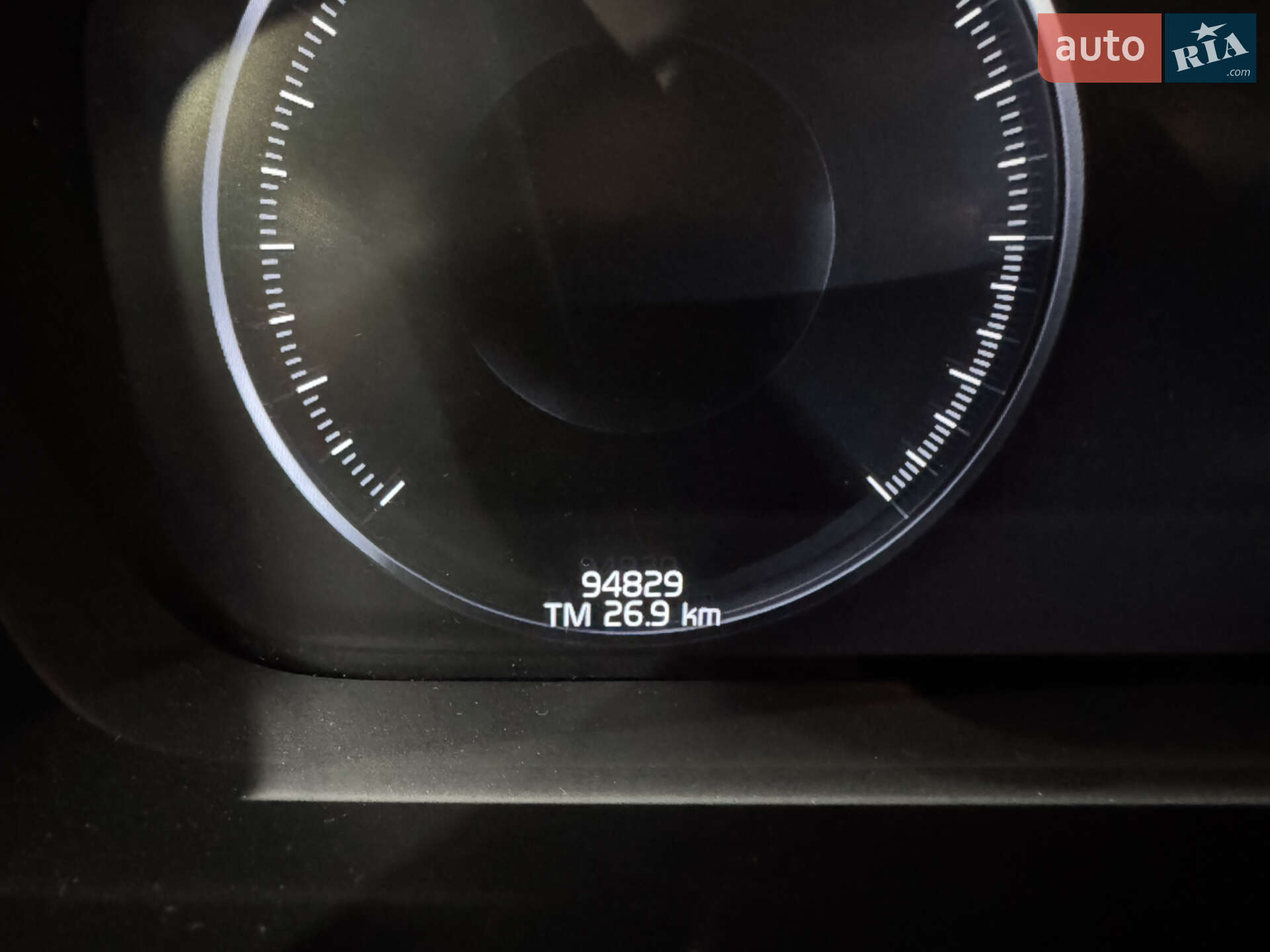 Volvo XC90 2019 VIN YV4BR00L4L1559782 фото оголошення 61 з 65