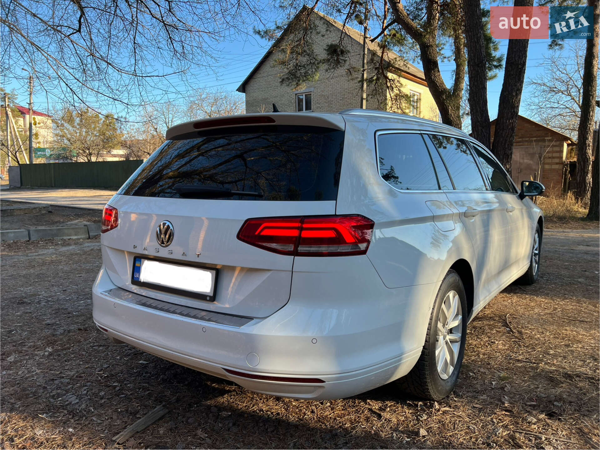 Volkswagen Passat 2016 VIN WVWZZZ3CZGE242151 фото оголошення 4 з 19