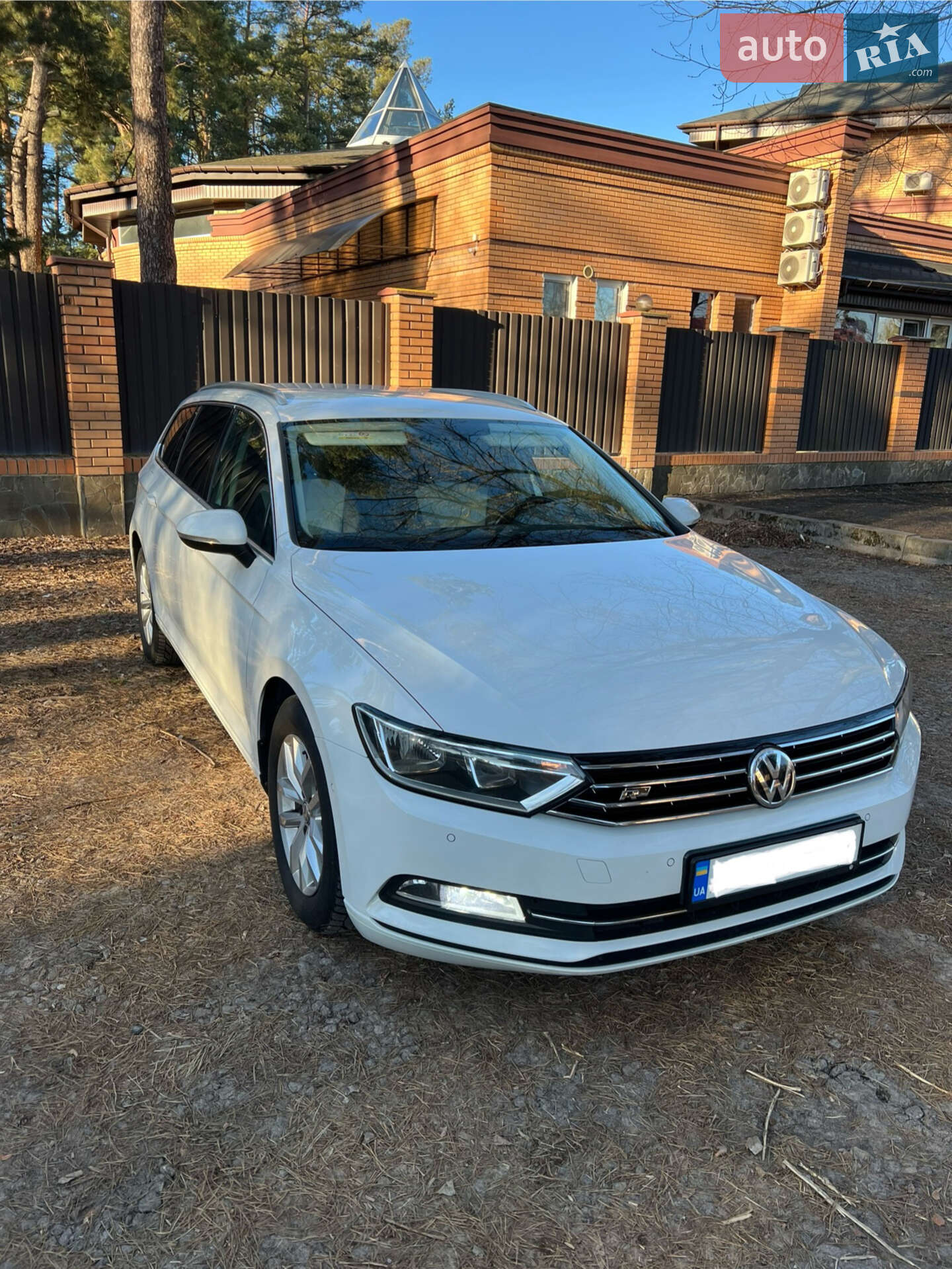 Volkswagen Passat 2016 VIN WVWZZZ3CZGE242151 фото оголошення 5 з 19