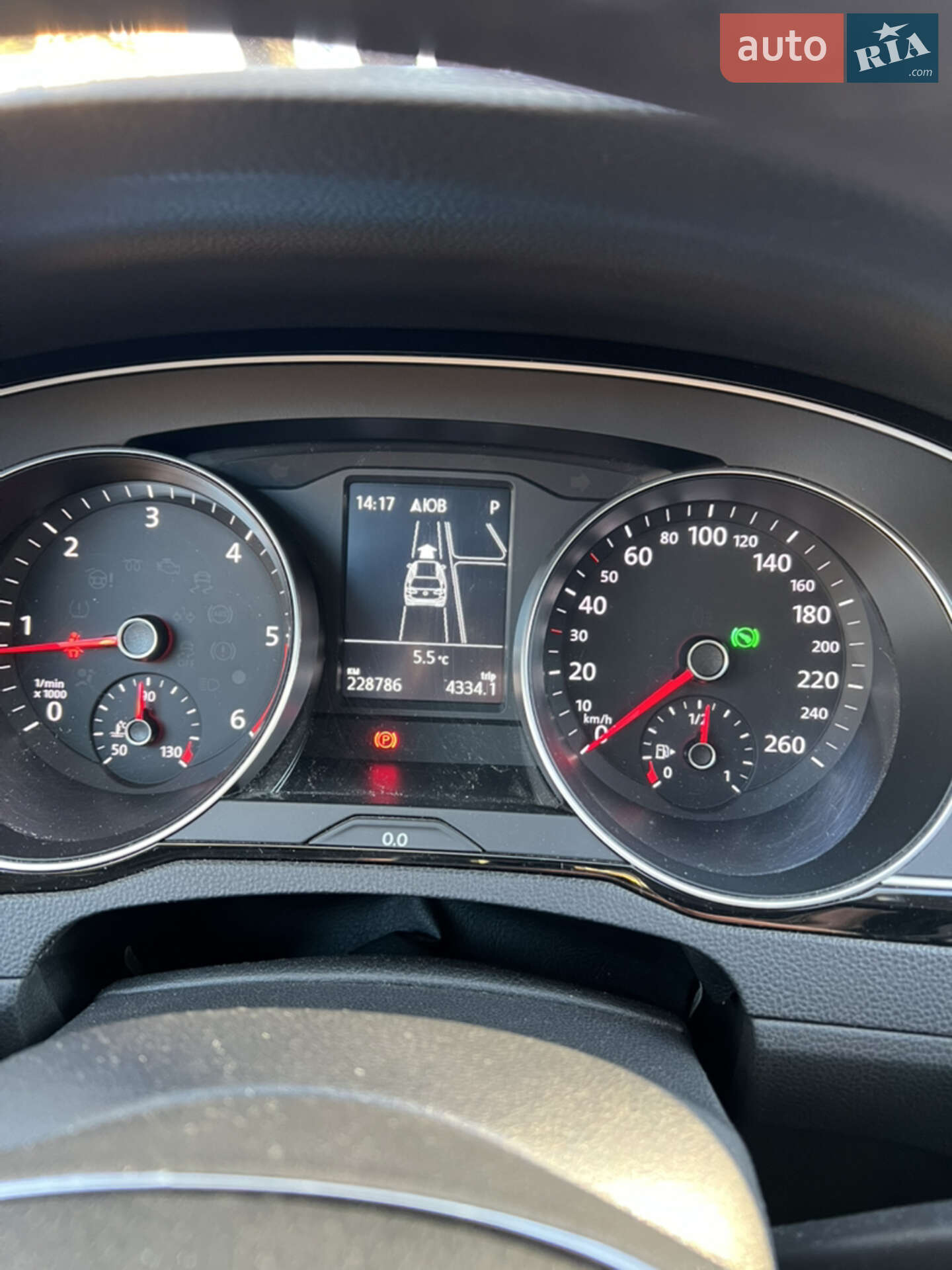 Volkswagen Passat 2016 VIN WVWZZZ3CZGE242151 фото оголошення 12 з 19