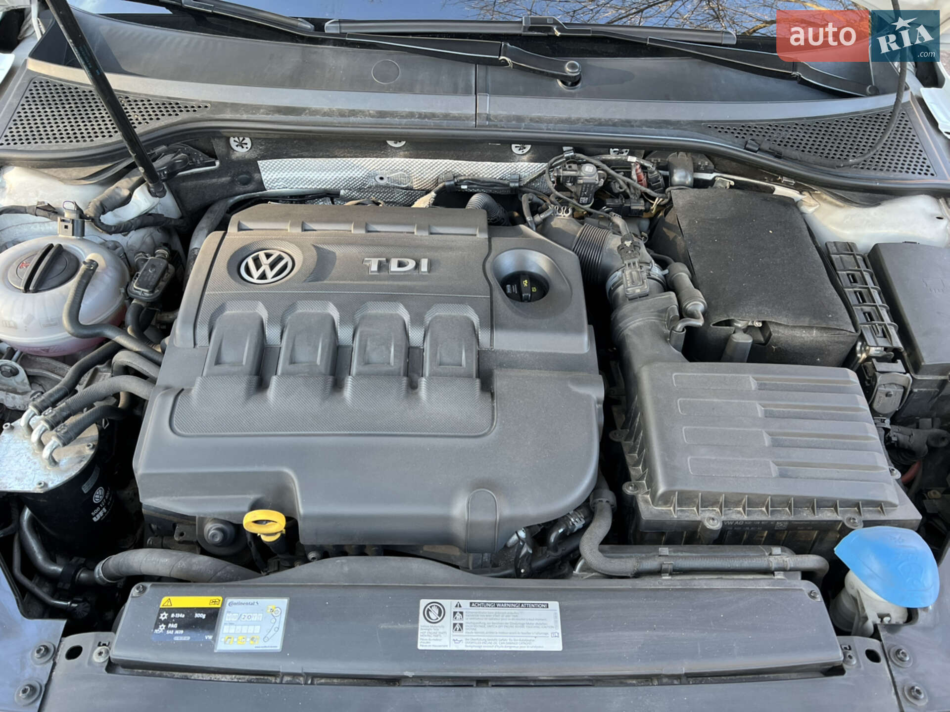 Volkswagen Passat 2016 VIN WVWZZZ3CZGE242151 фото оголошення 11 з 19