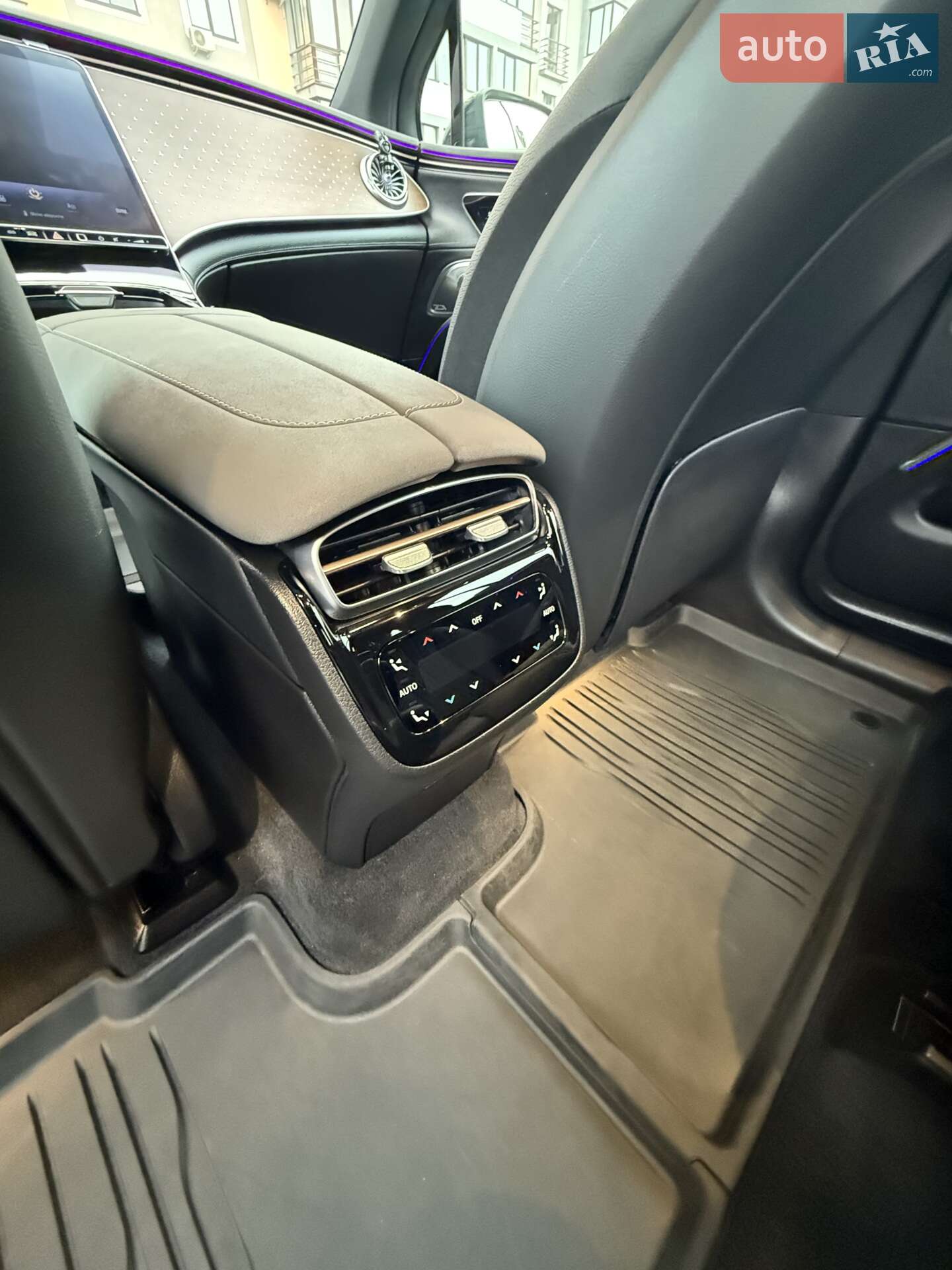 Mercedes-Benz EQS SUV 2022 VIN 4JGDM2EB7PA005241 фото оголошення 28 з 35