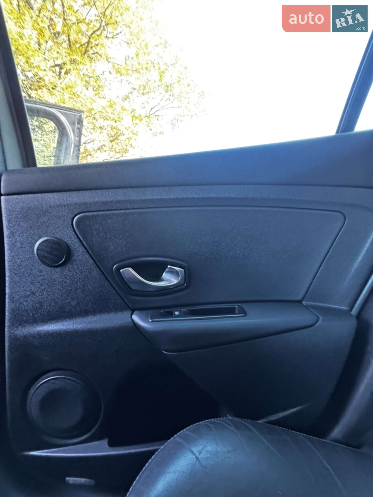 Renault Megane 2010 VIN VF1KZ1G0644090818 фото оголошення 12 з 13