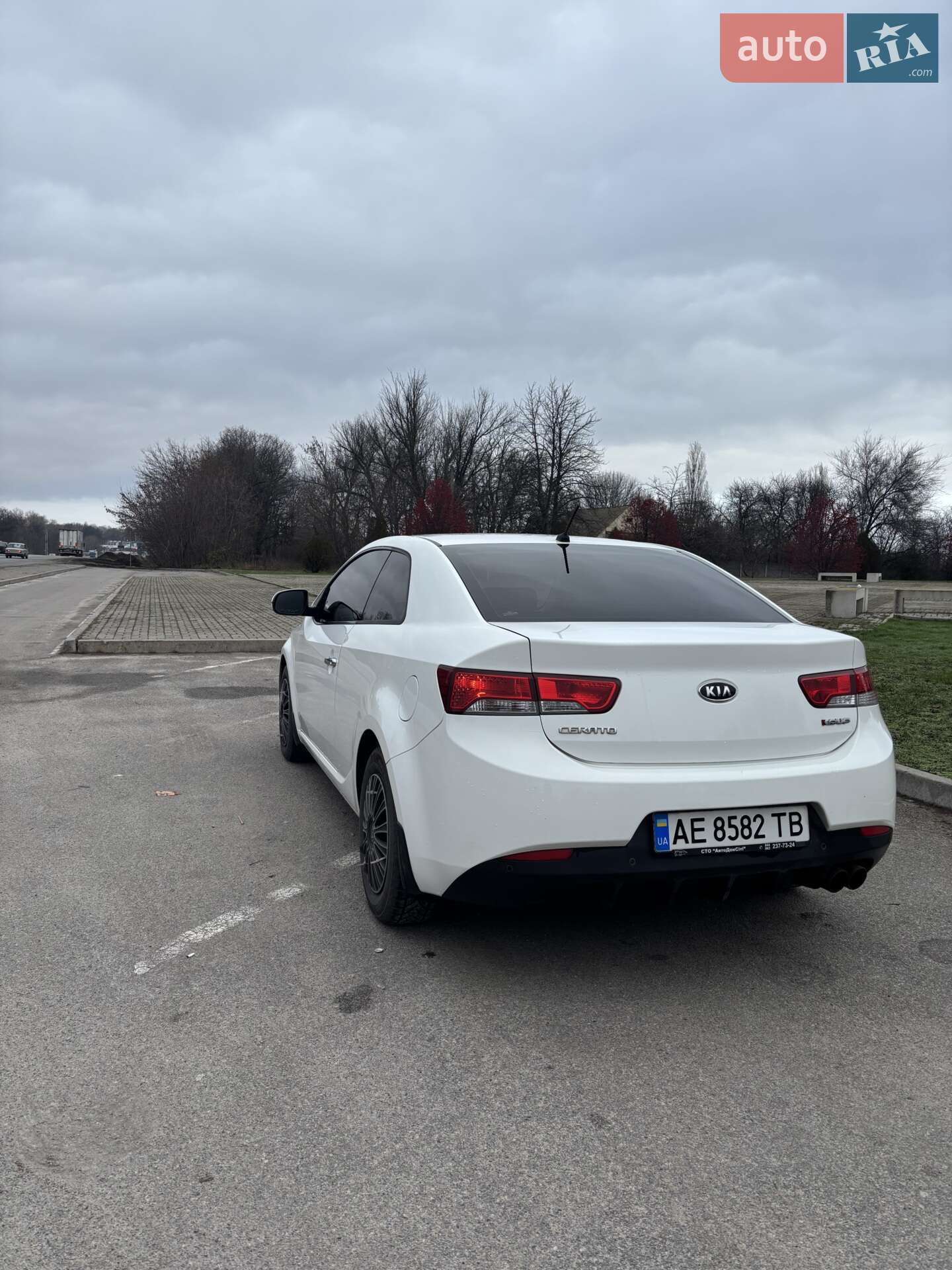 Kia Cerato Koup 2011 VIN KNAFW612BB5462746 фото оголошення 9 з 16