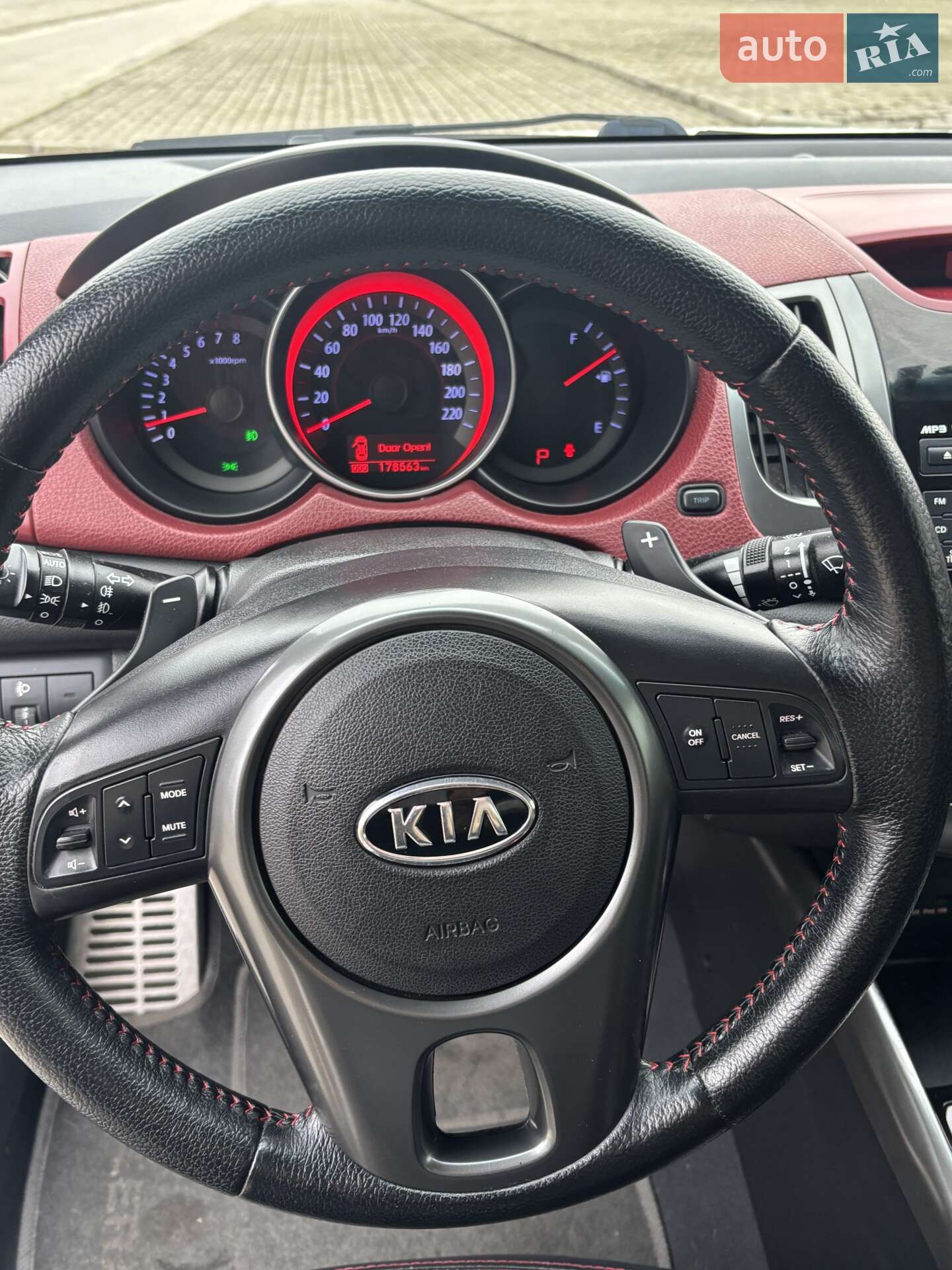 Kia Cerato Koup 2011 VIN KNAFW612BB5462746 фото оголошення 12 з 16