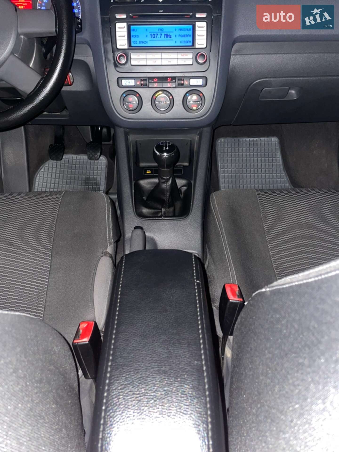 Volkswagen Golf 2003 VIN WVWZZZ1KZ4W028956 фото оголошення 16 з 58