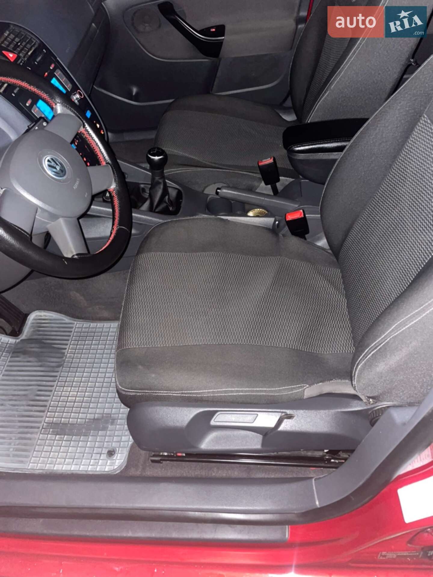 Volkswagen Golf 2003 VIN WVWZZZ1KZ4W028956 фото оголошення 18 з 58