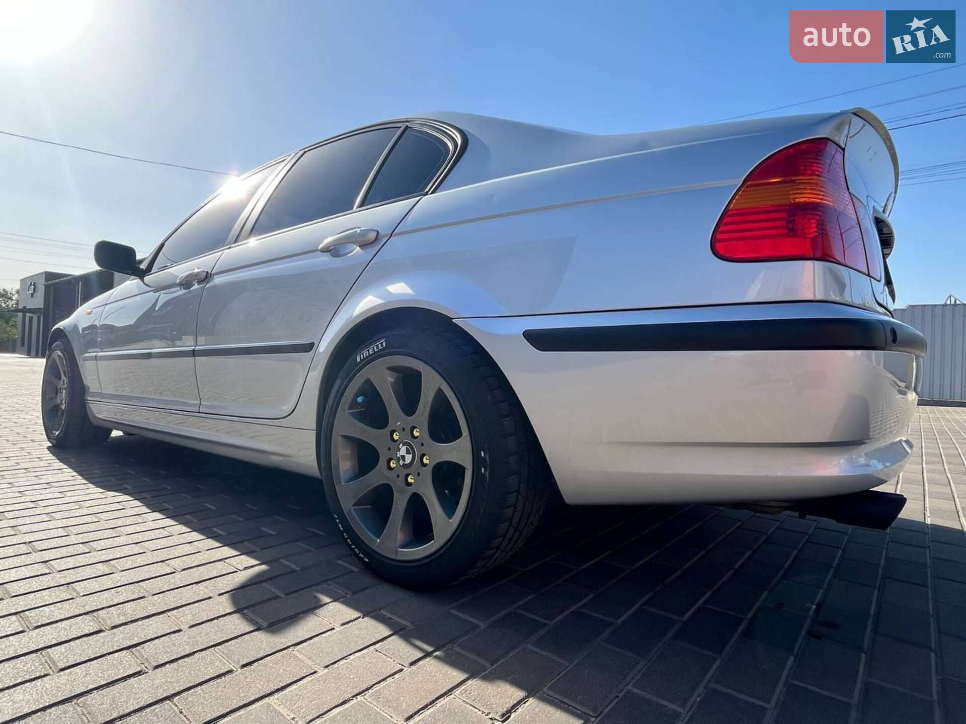 BMW 3 Series 2004 VIN WBAAY31020JR54544 фото оголошення 4 з 17
