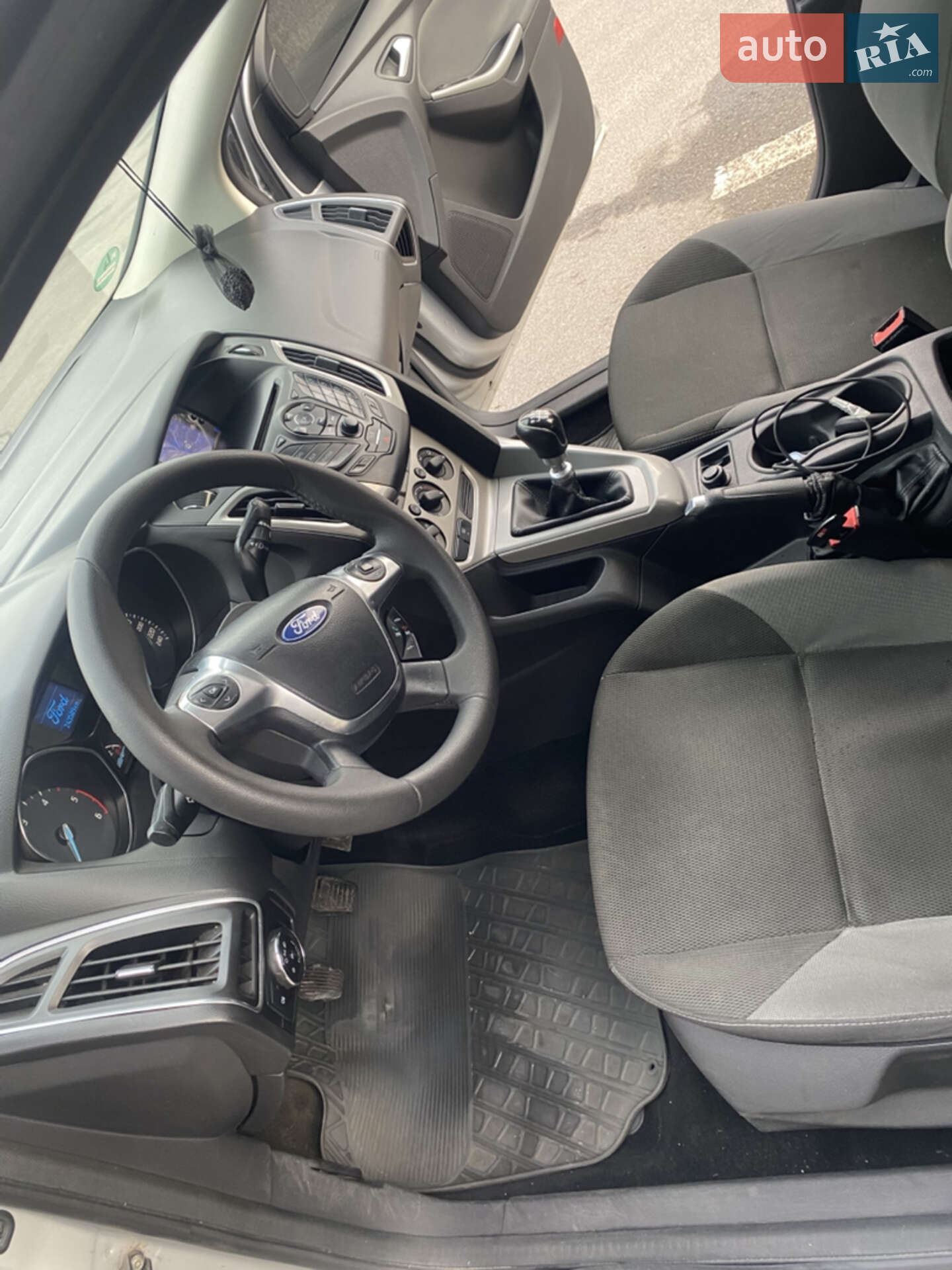 Ford Focus 2012 VIN WF0LXXGCBLCY55674 фото оголошення 16 з 24
