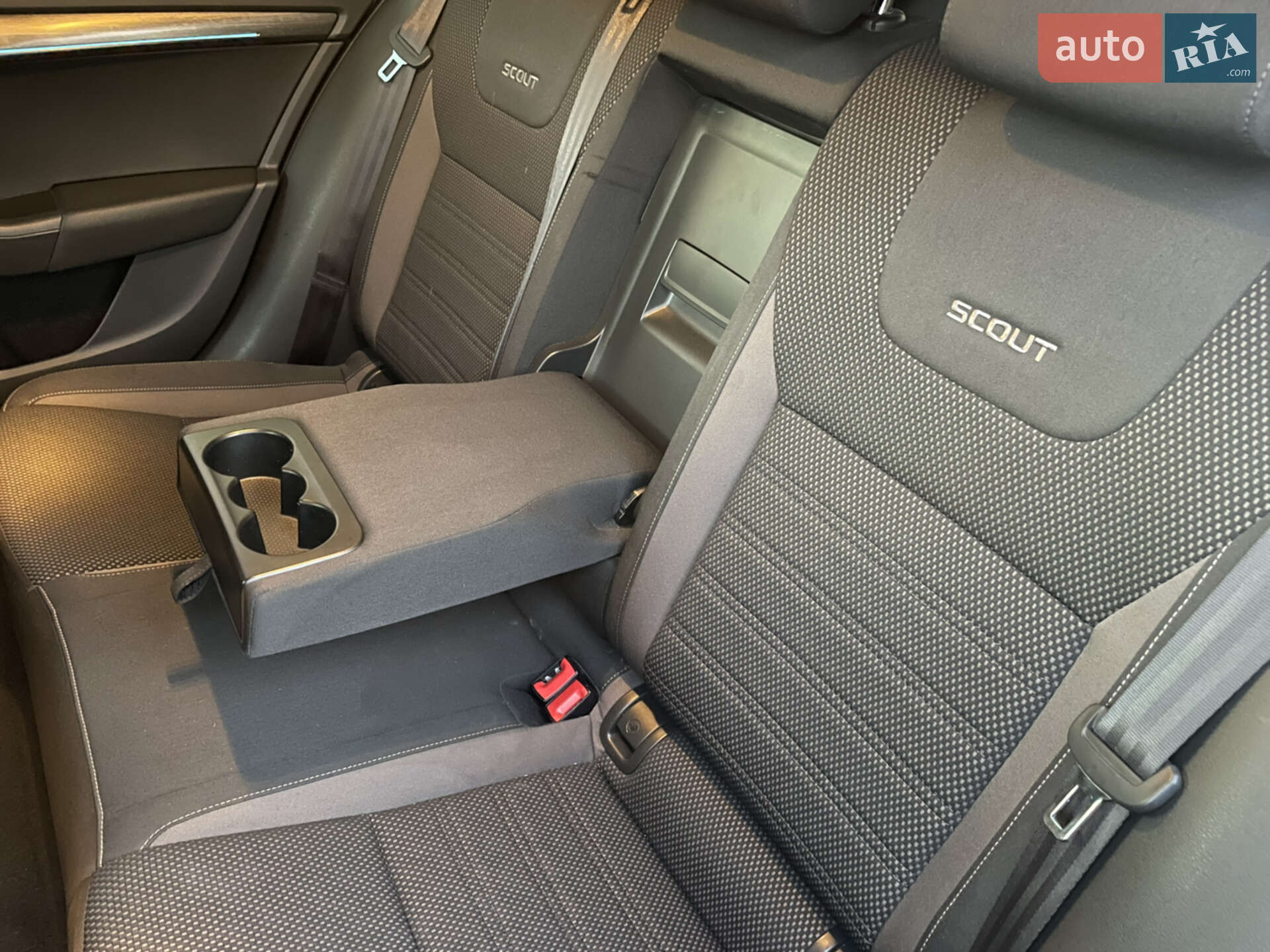 Skoda Octavia Scout 2017 VIN TMBLJ7NE2J0062850 фото оголошення 14 з 44