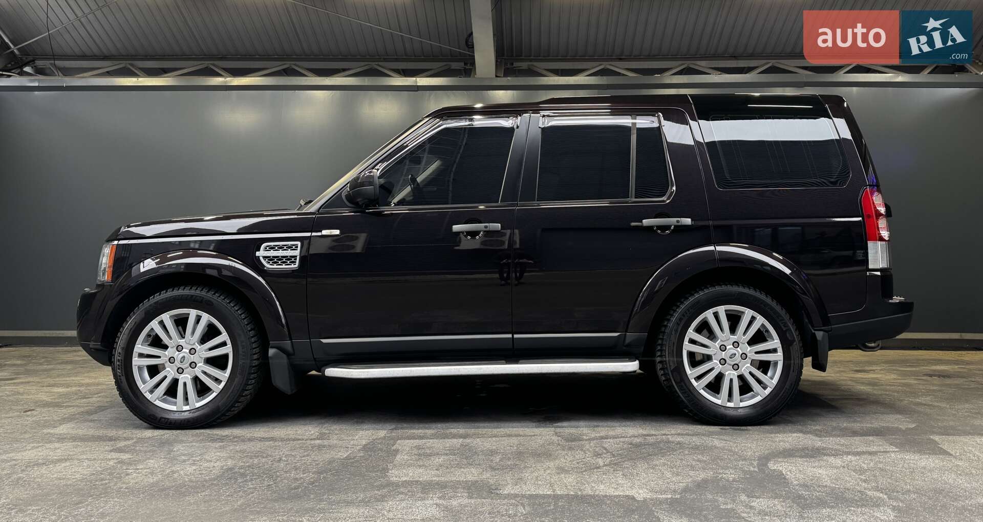 Land Rover Discovery 2011 VIN SALLAAAF4BA592626 фото оголошення 8 з 42