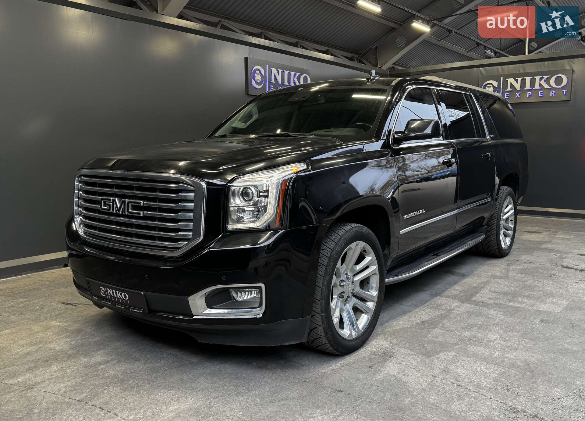 GMC Yukon 2018 VIN 1GKS2GKC6JR339396 фото оголошення 2 з 44