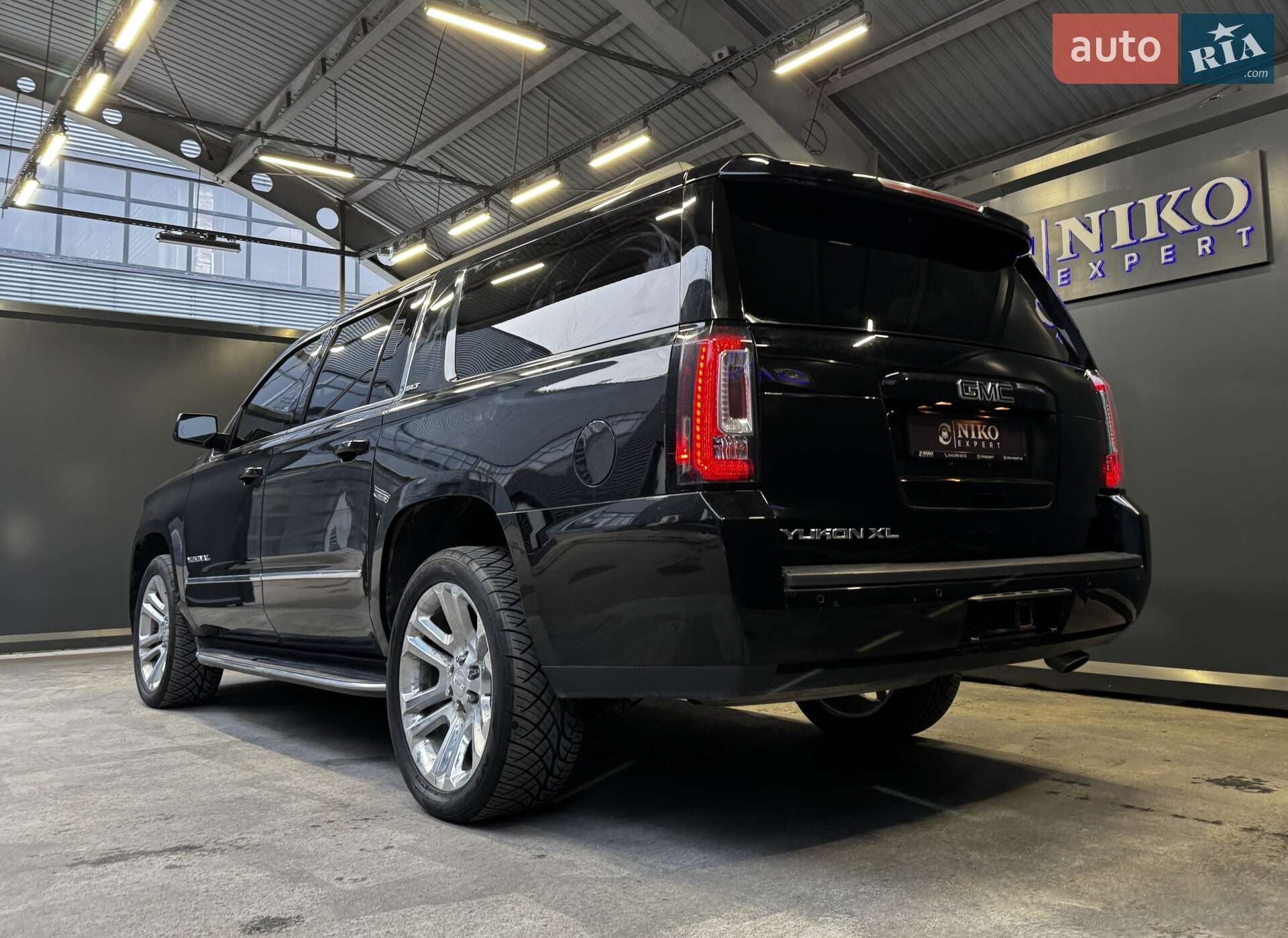 GMC Yukon 2018 VIN 1GKS2GKC6JR339396 фото оголошення 10 з 44