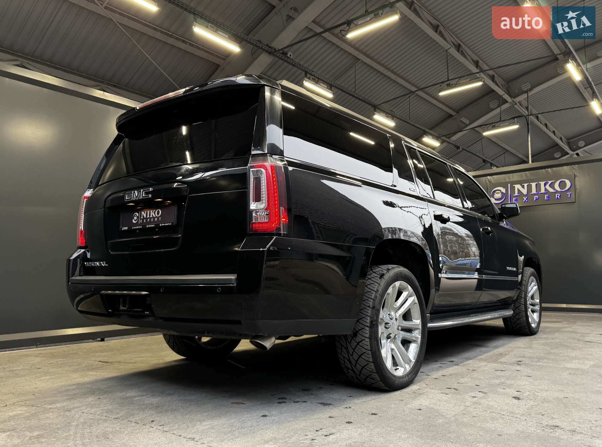 GMC Yukon 2018 VIN 1GKS2GKC6JR339396 фото оголошення 14 з 44
